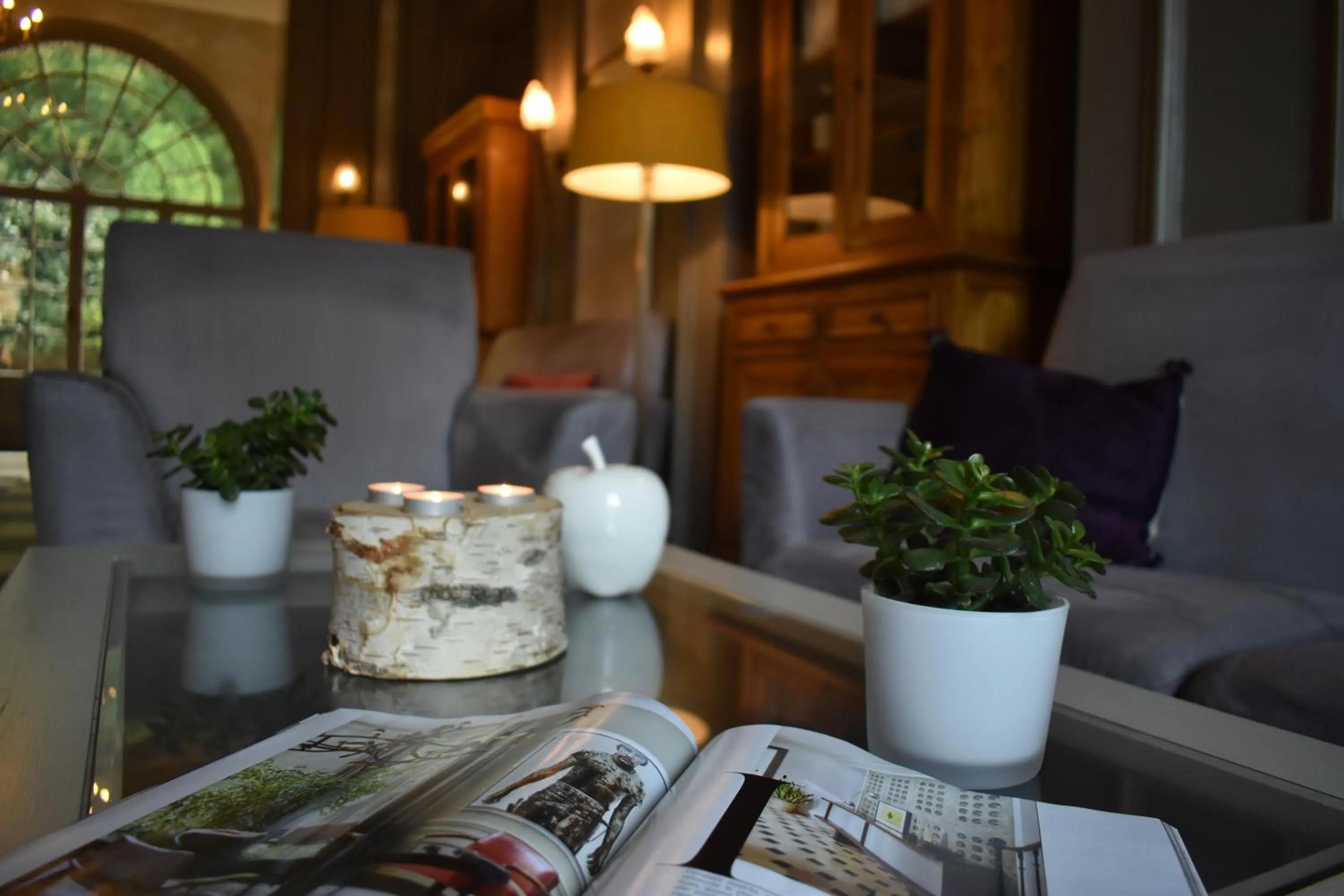 Decorative detail in Domaine de Joinville