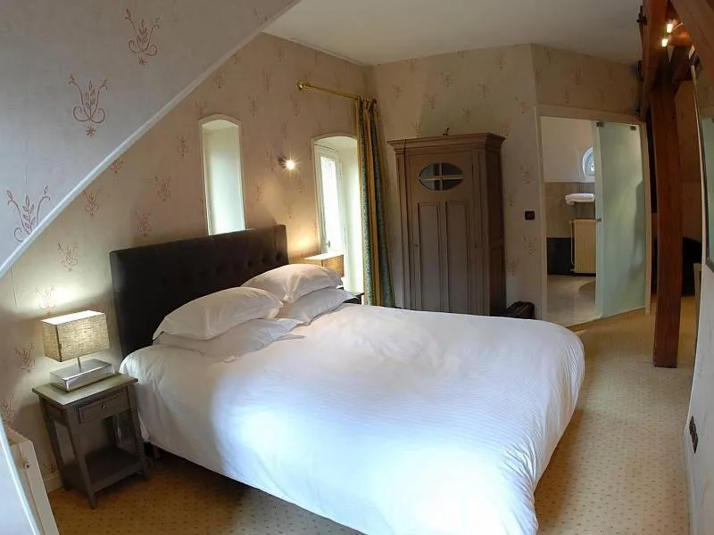 Bedroom, Bed in Domaine de Joinville