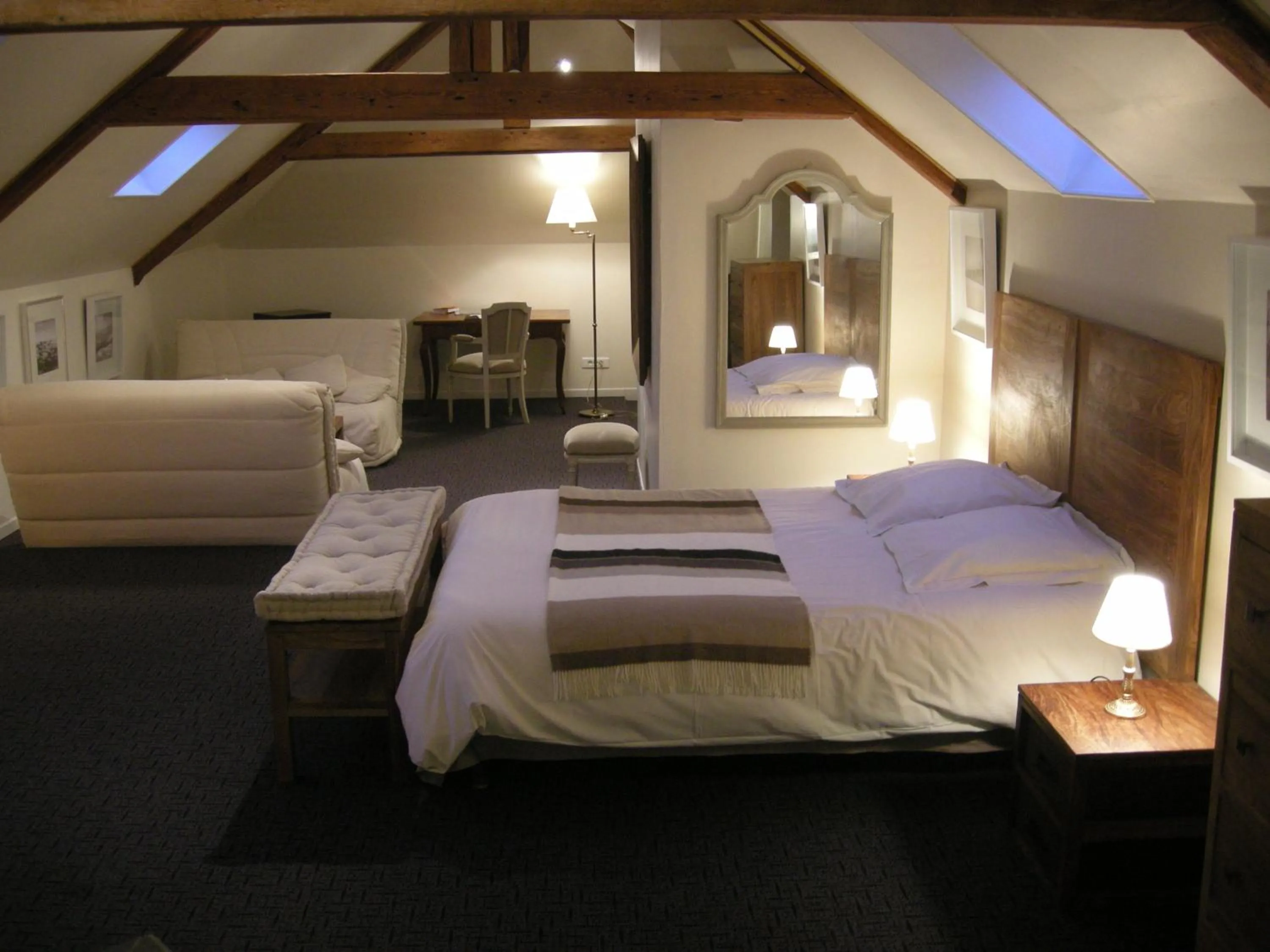 Bedroom, Bed in Domaine de Joinville