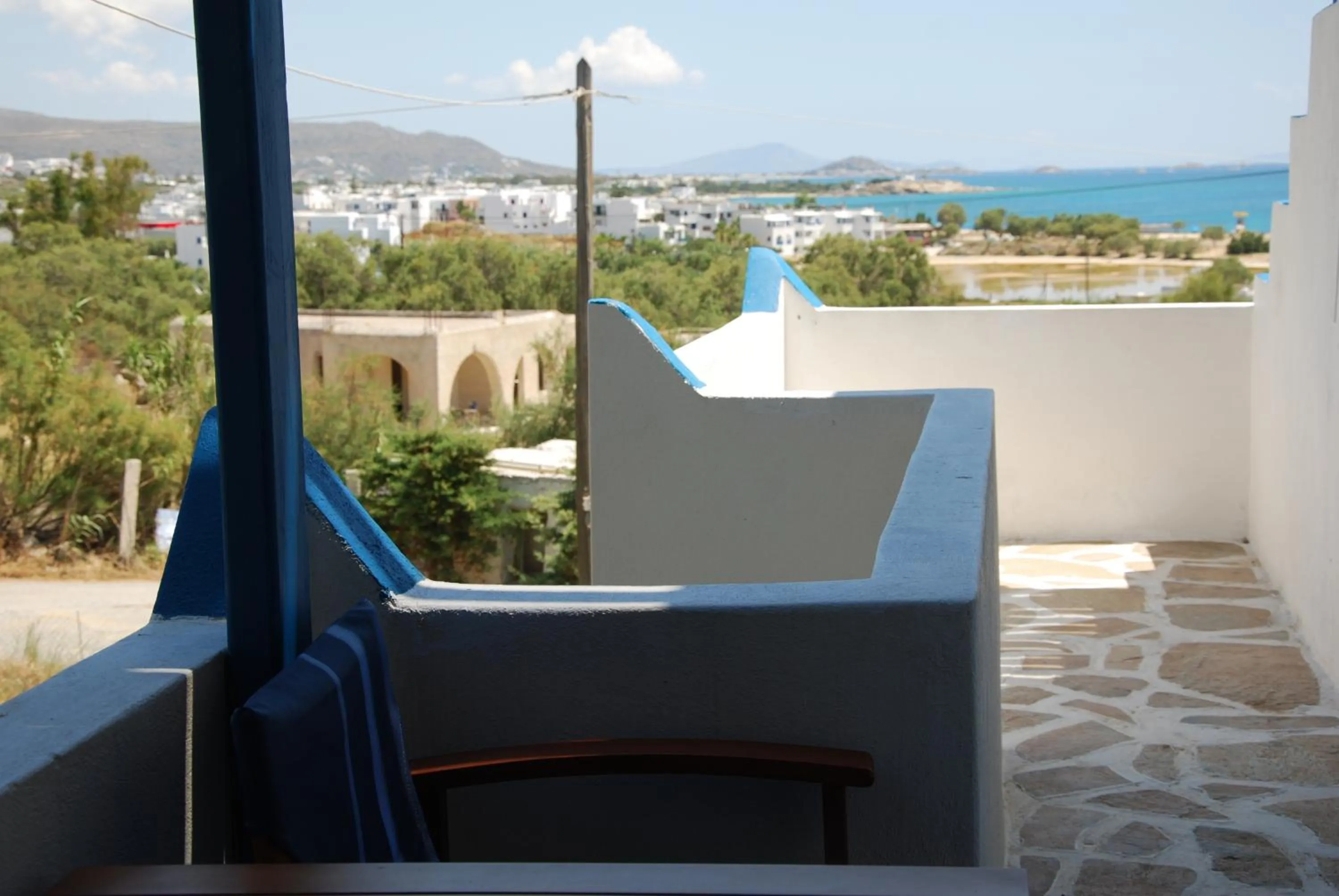 Balcony/Terrace in Koulas Pension - Red Lake