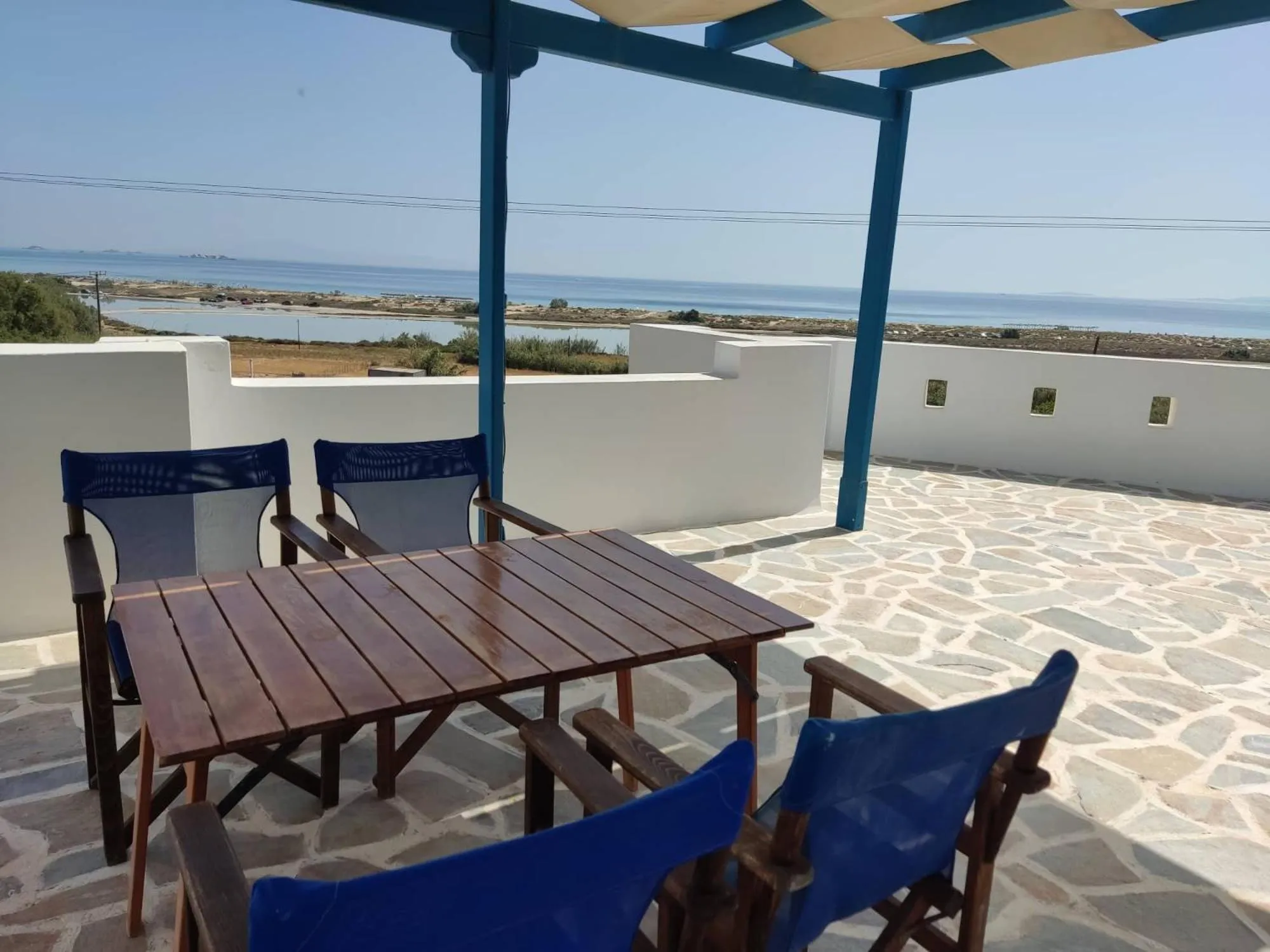 Balcony/Terrace in Koulas Pension - Red Lake