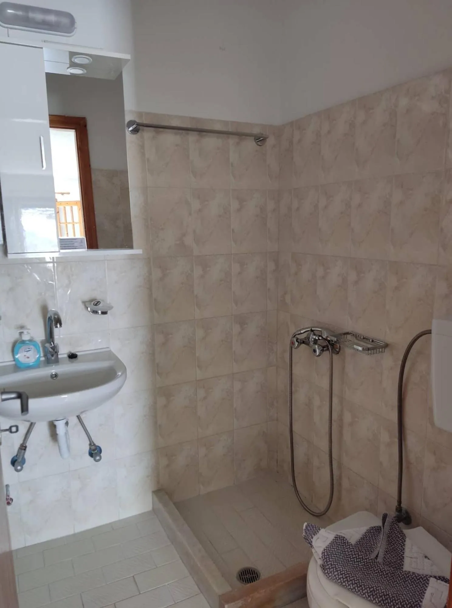 Toilet in Koulas Pension - Red Lake