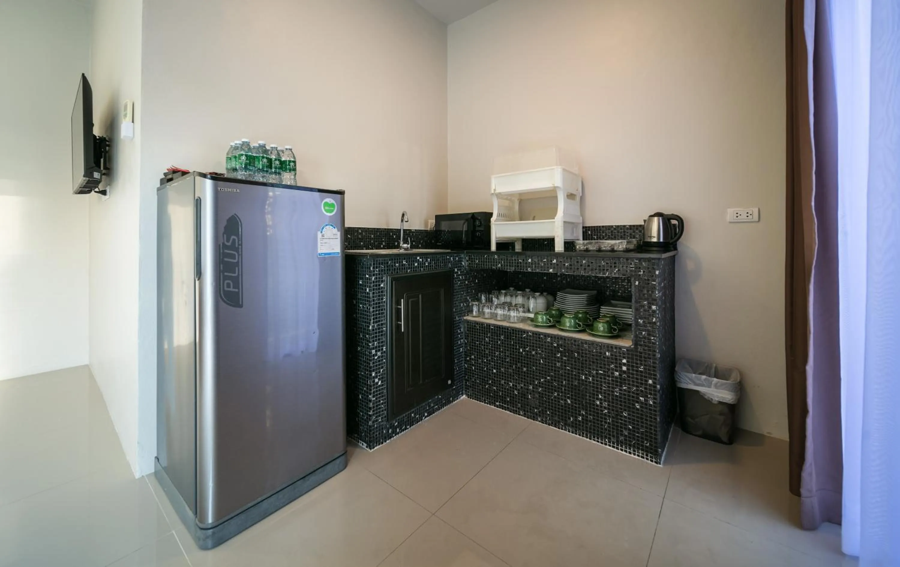 Kitchen or kitchenette in Gu Hotel Patong