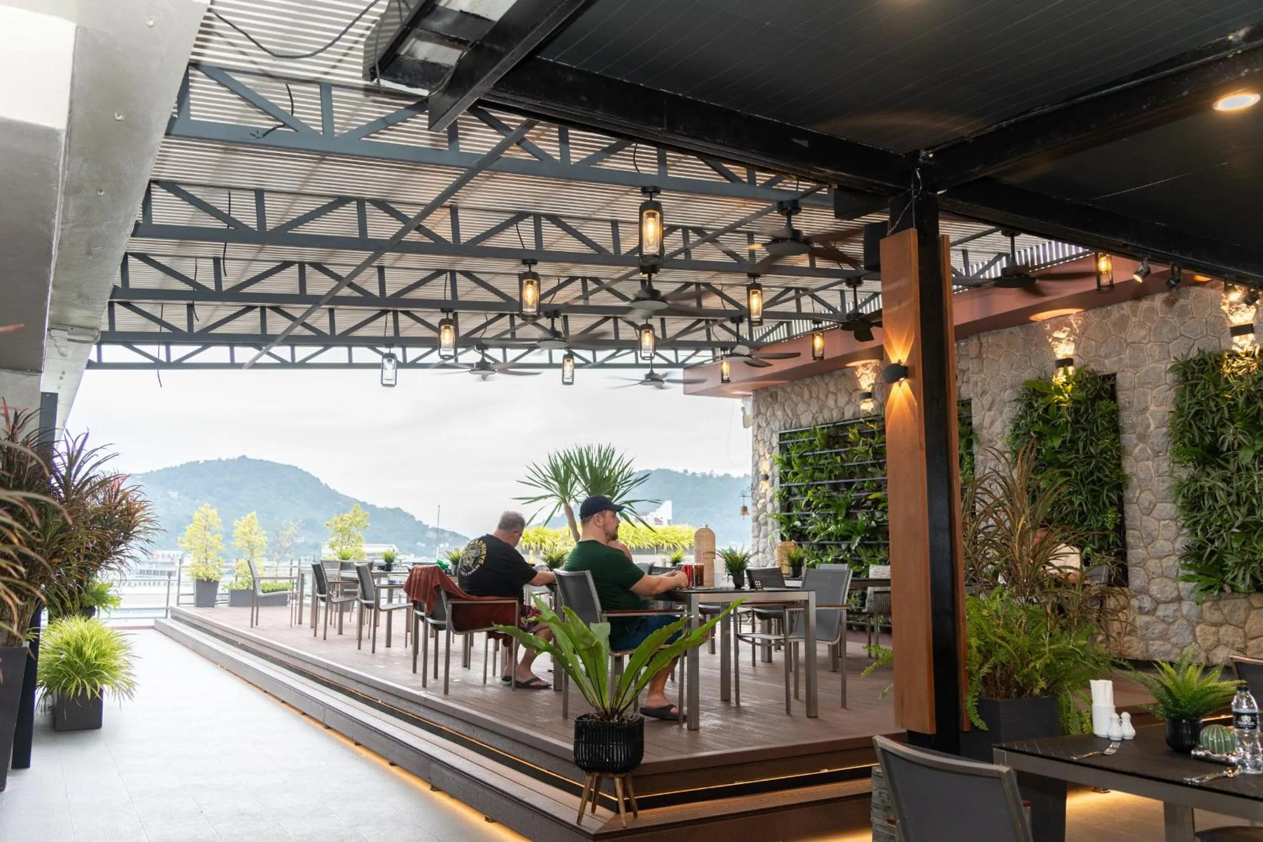 Seating area in Gu Hotel Patong