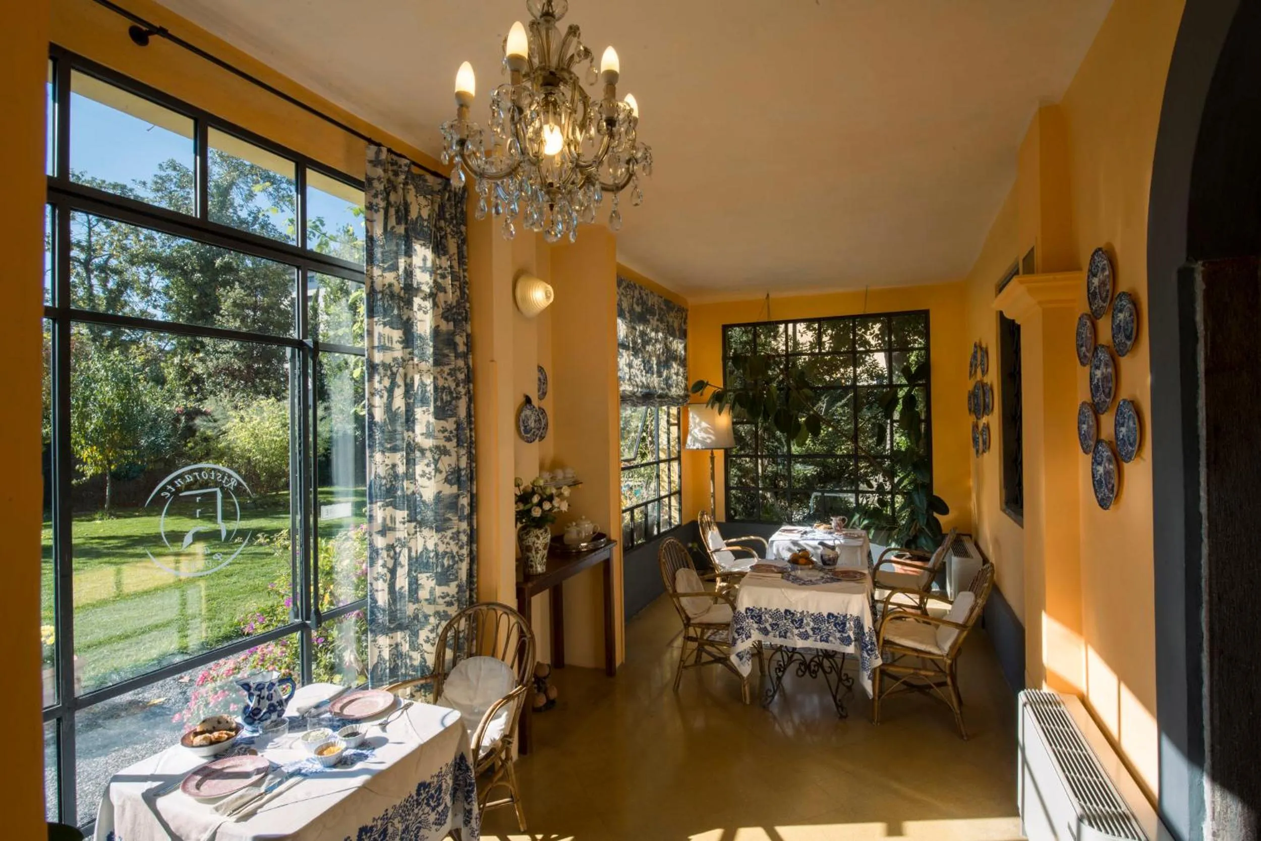 Restaurant/places to eat in Al Porto Di Lucca B&B