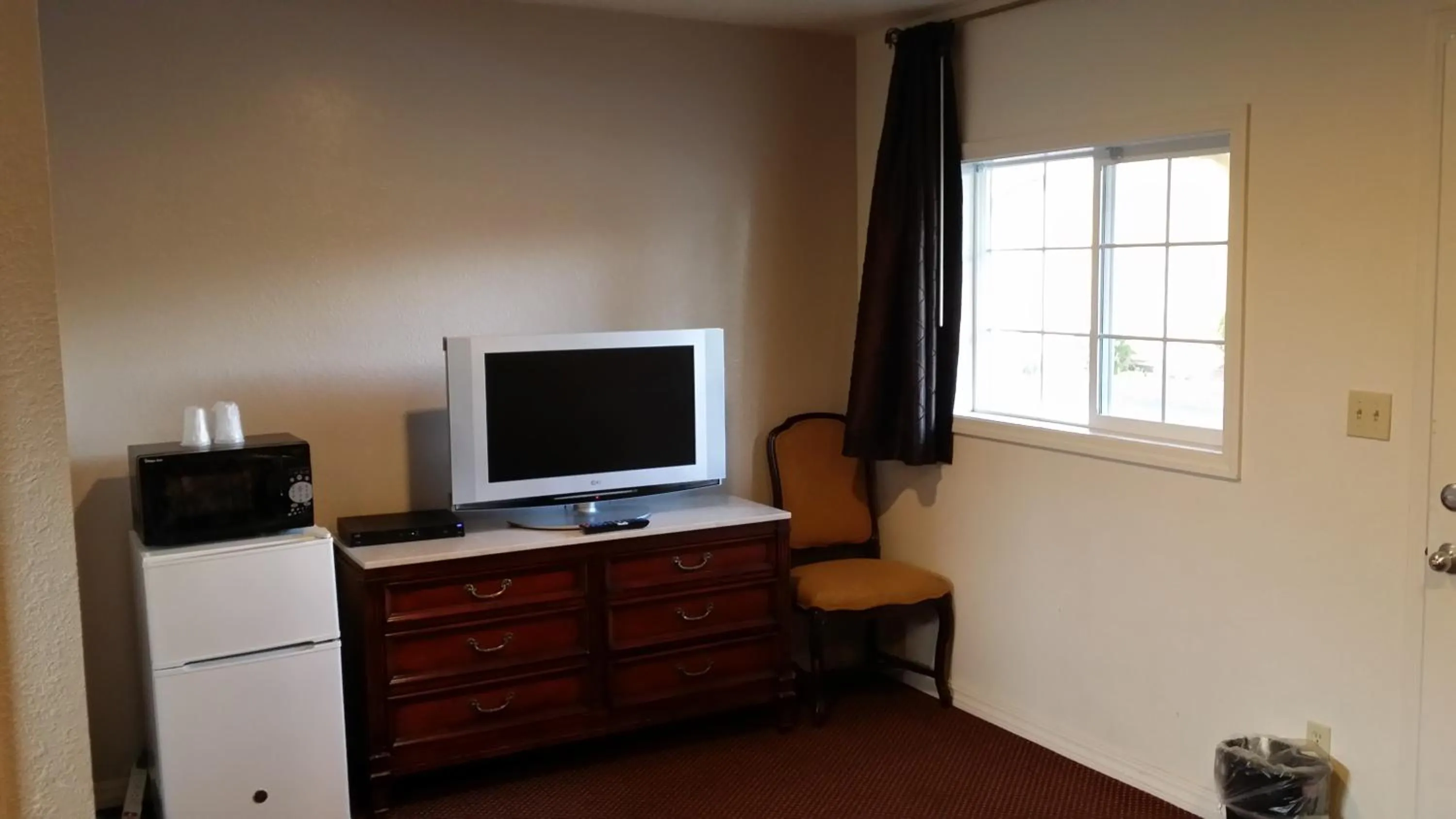 Redwood Inn Willits