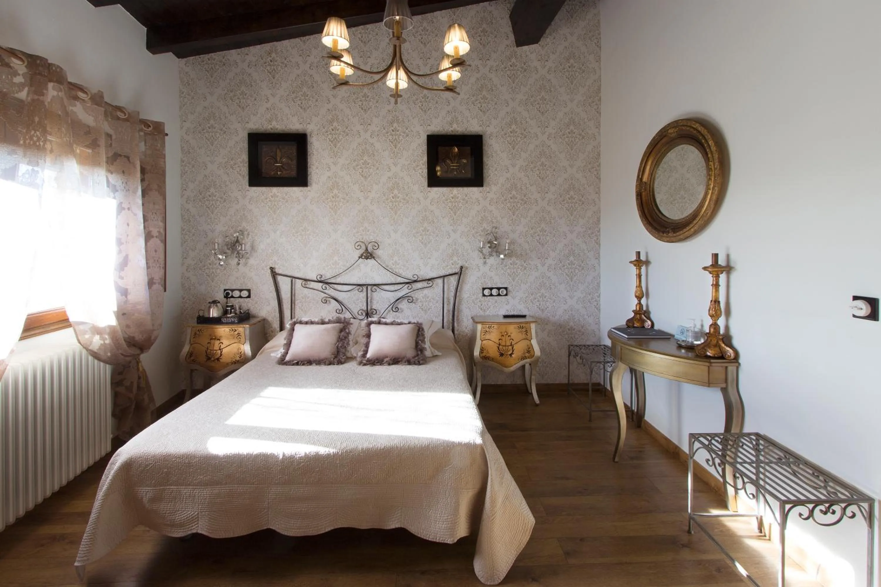 Bed in Hotel Boutique Posada de Sajazarra