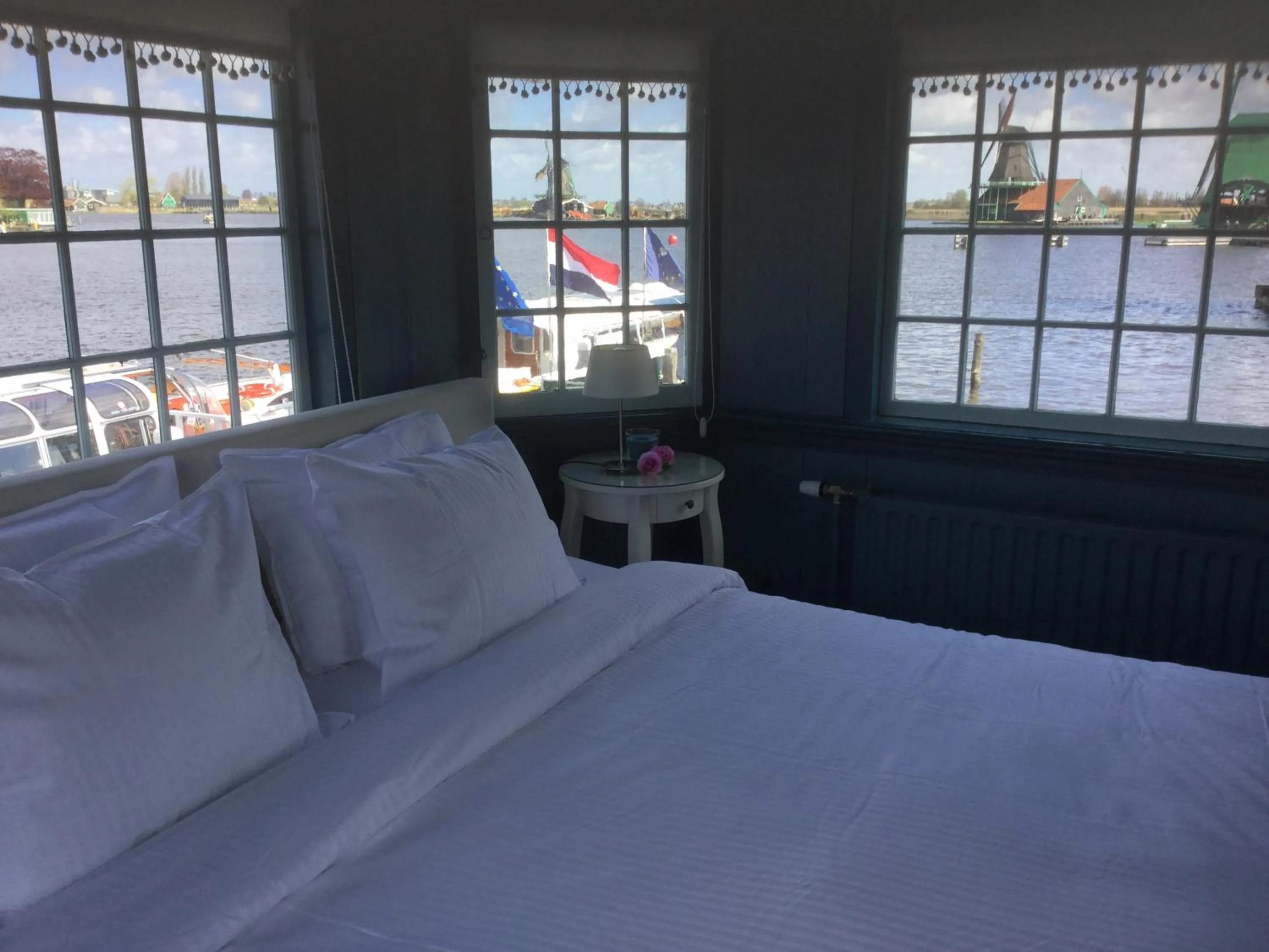 Stay overnight at Windmill Village Zaanse Schans - Amsterdam