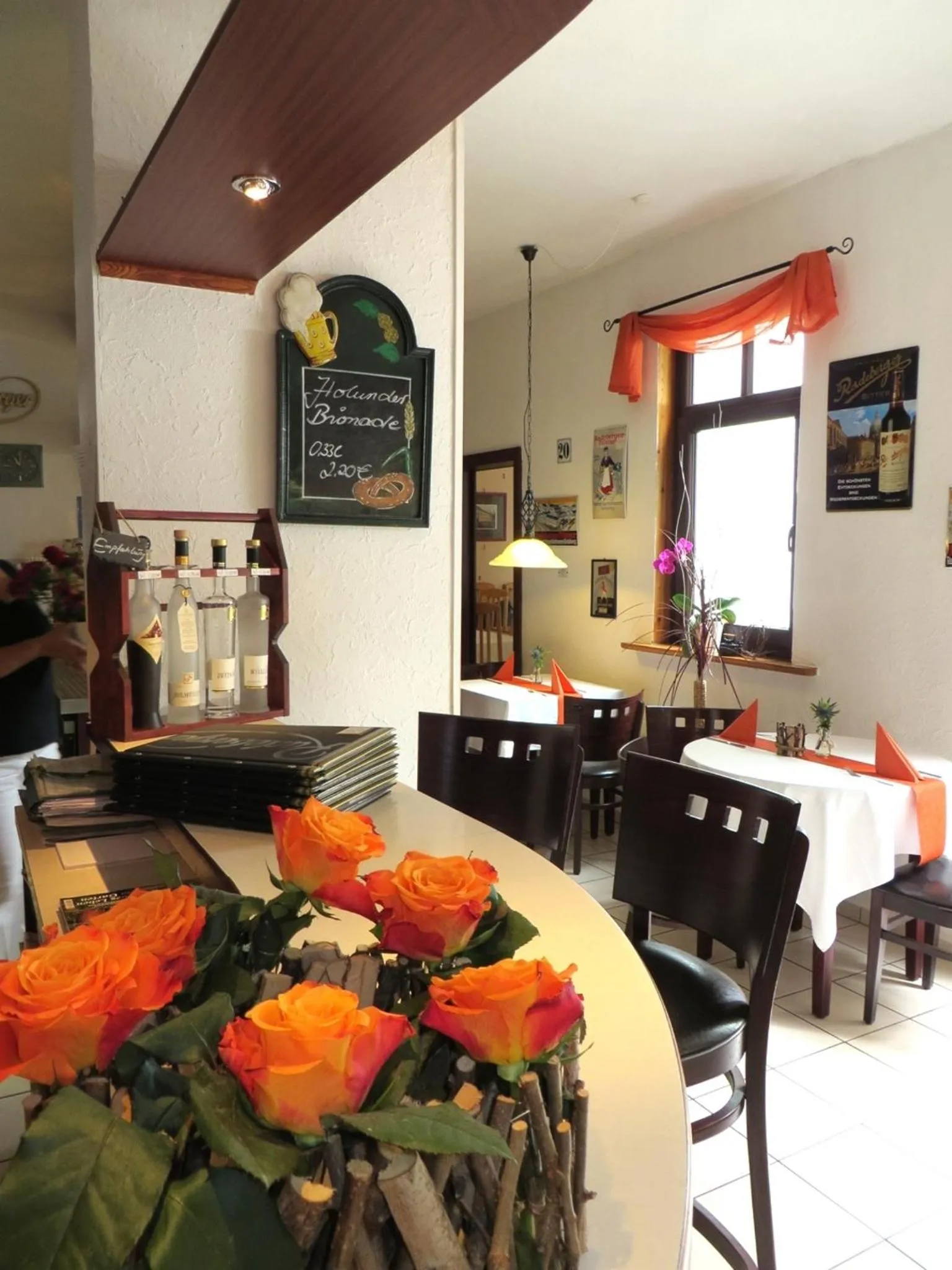 Restaurant/places to eat in Rhodaer Grund