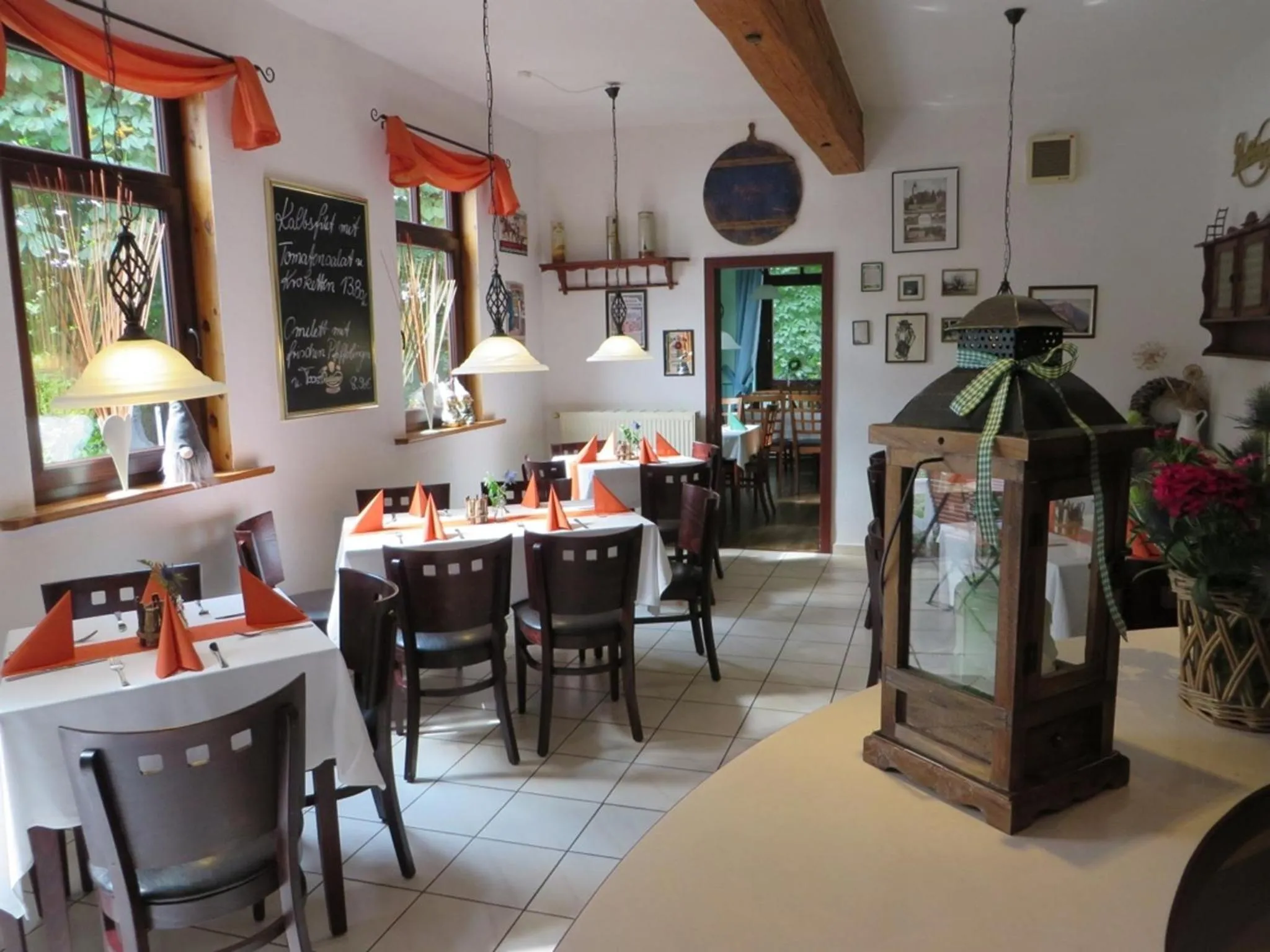 Restaurant/places to eat in Rhodaer Grund