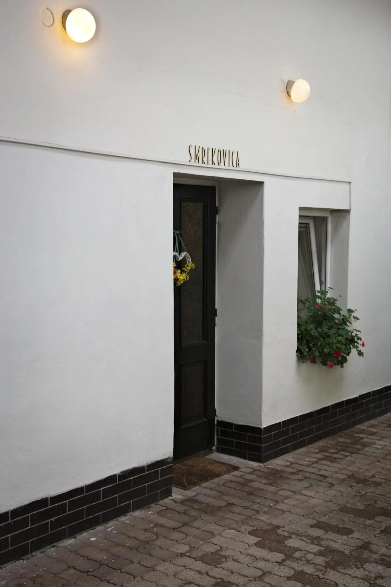 Facade/entrance in GRAN hostel