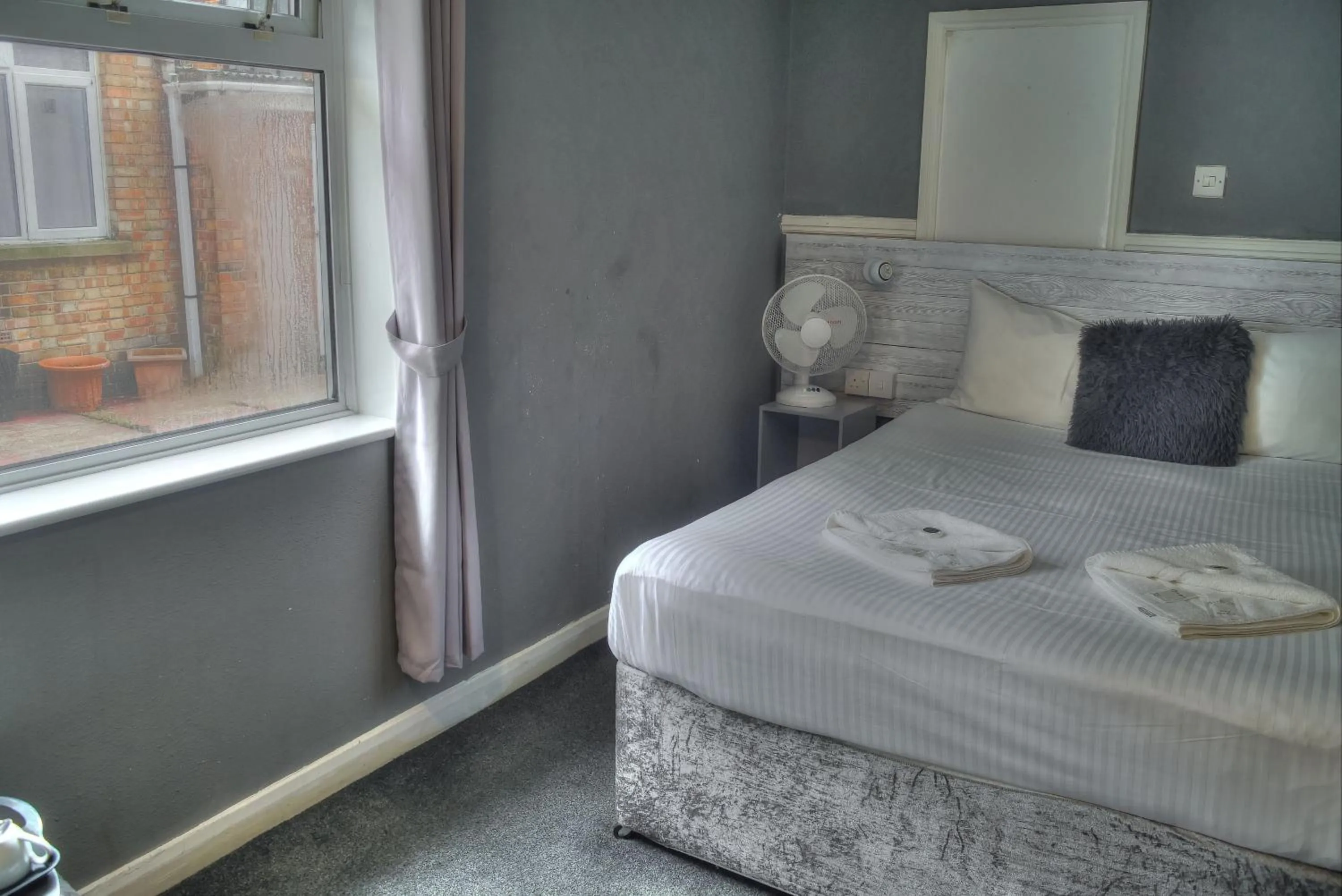 Bedroom, Bed in Villa Rose