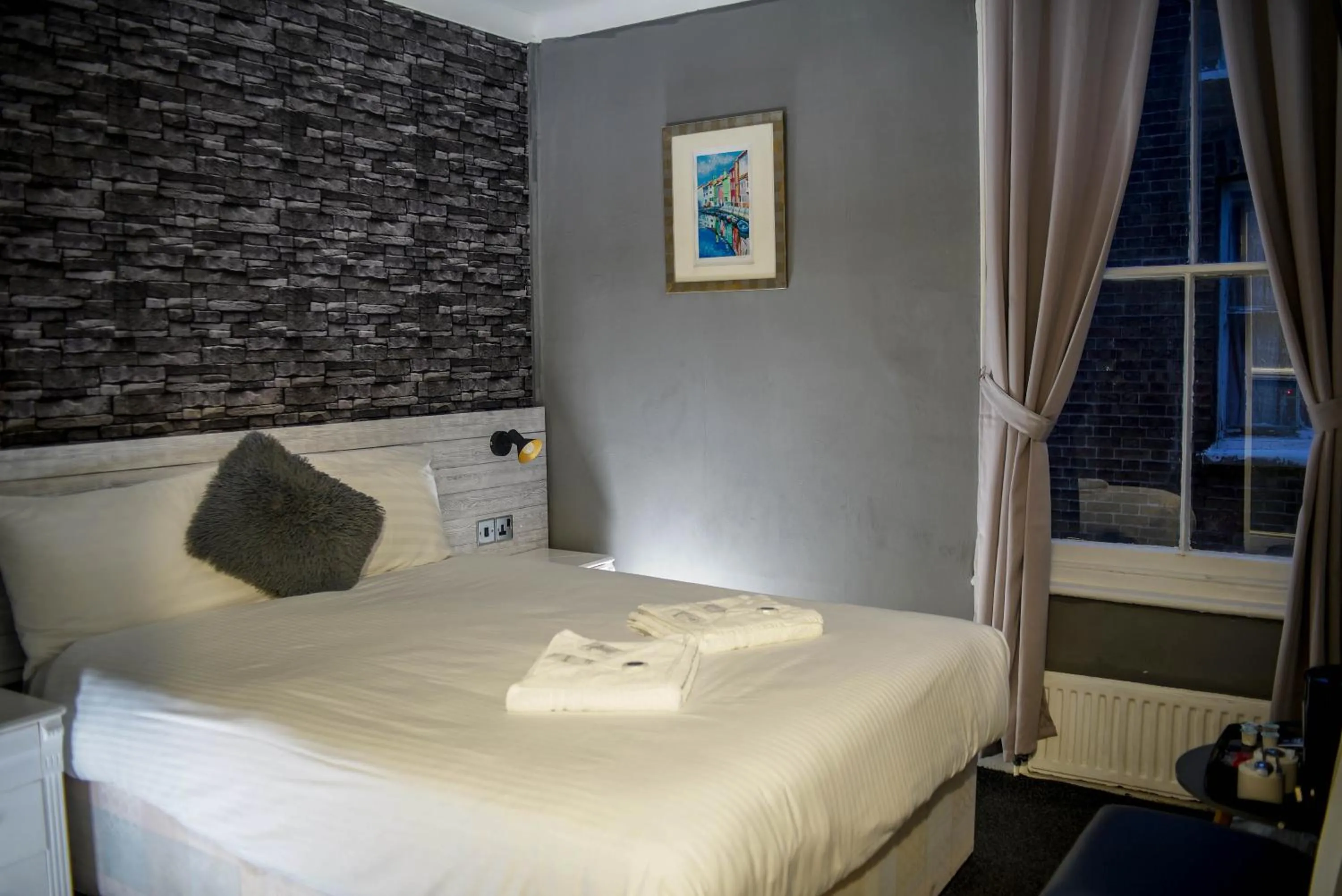 Bedroom, Bed in Villa Rose