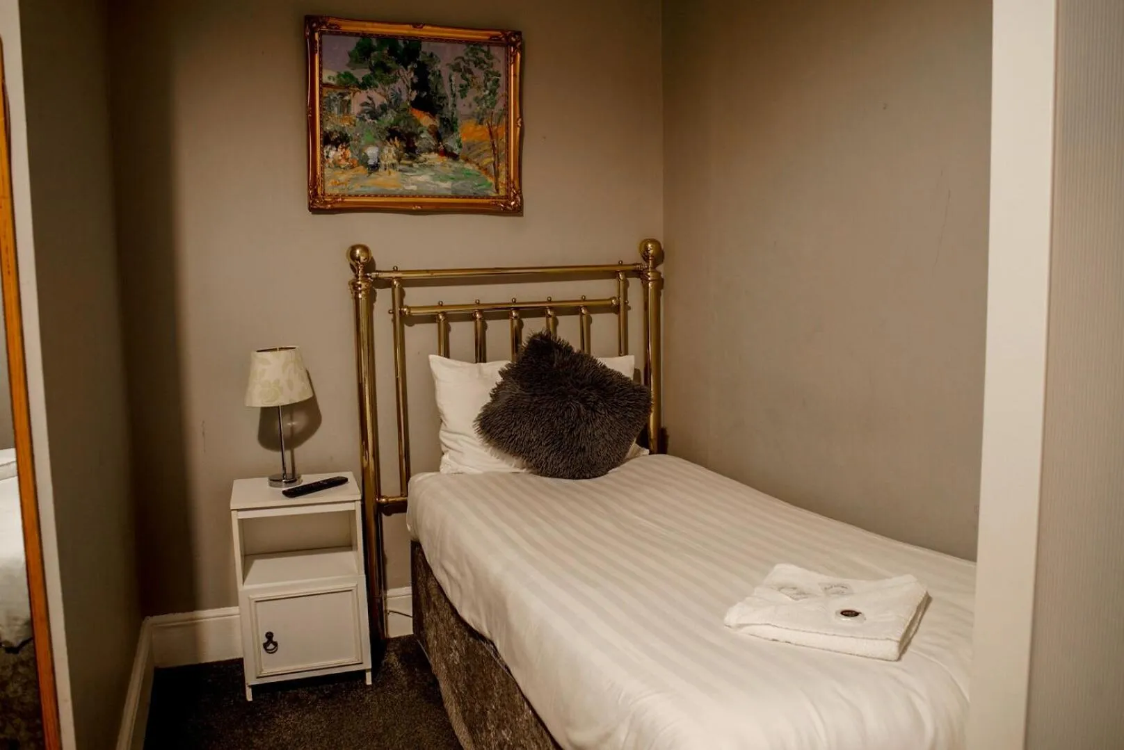 Bedroom, Bed in Villa Rose