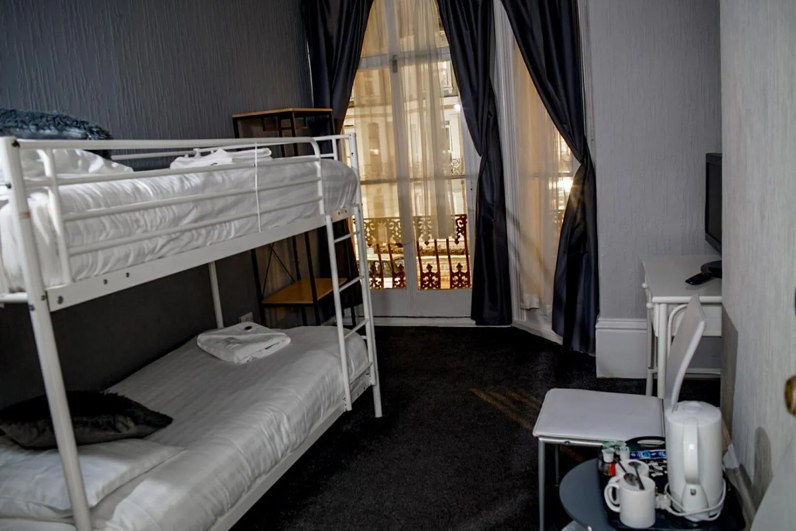 Bedroom, Bed in Villa Rose