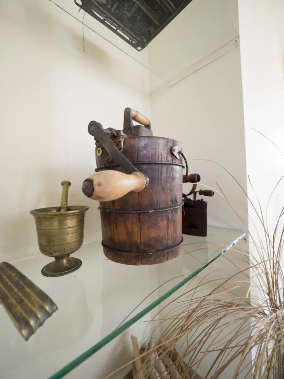 Decorative detail in Almyra Hotel