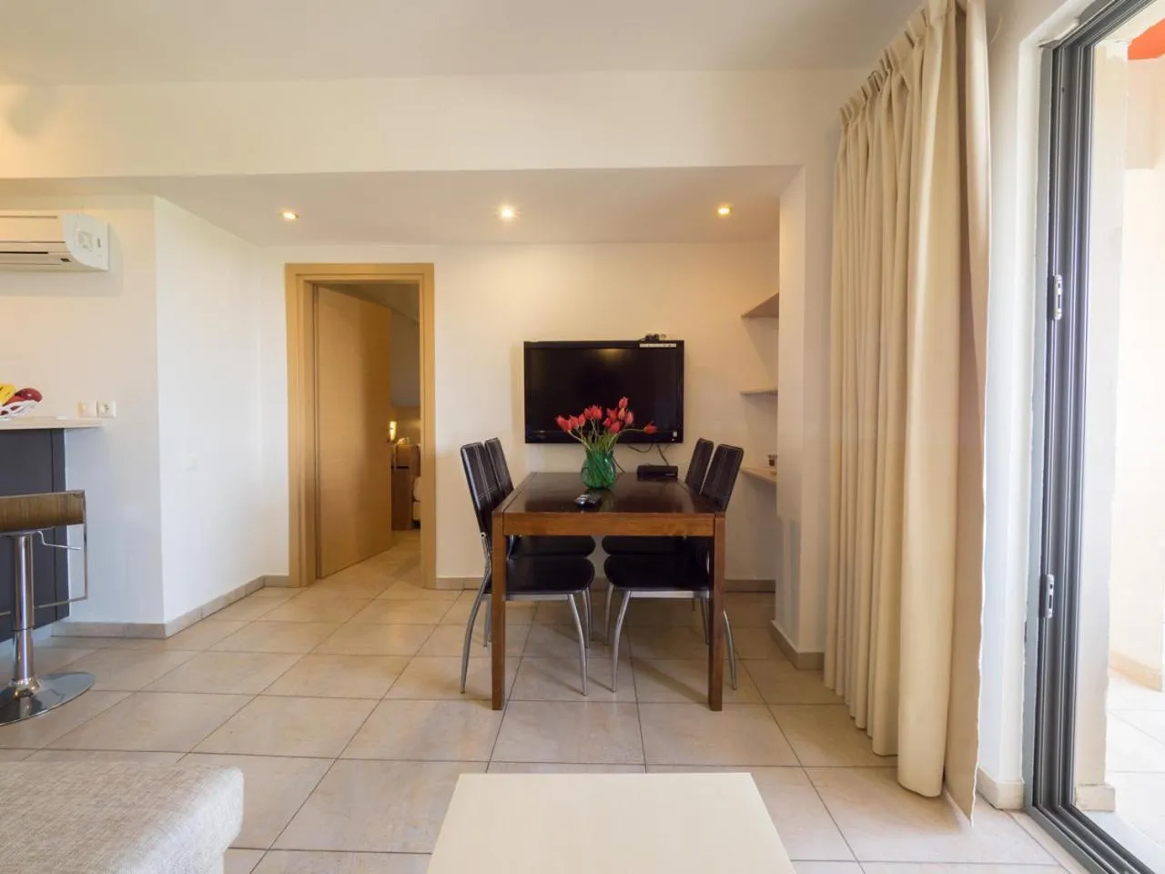 Dining area in Almyra Hotel