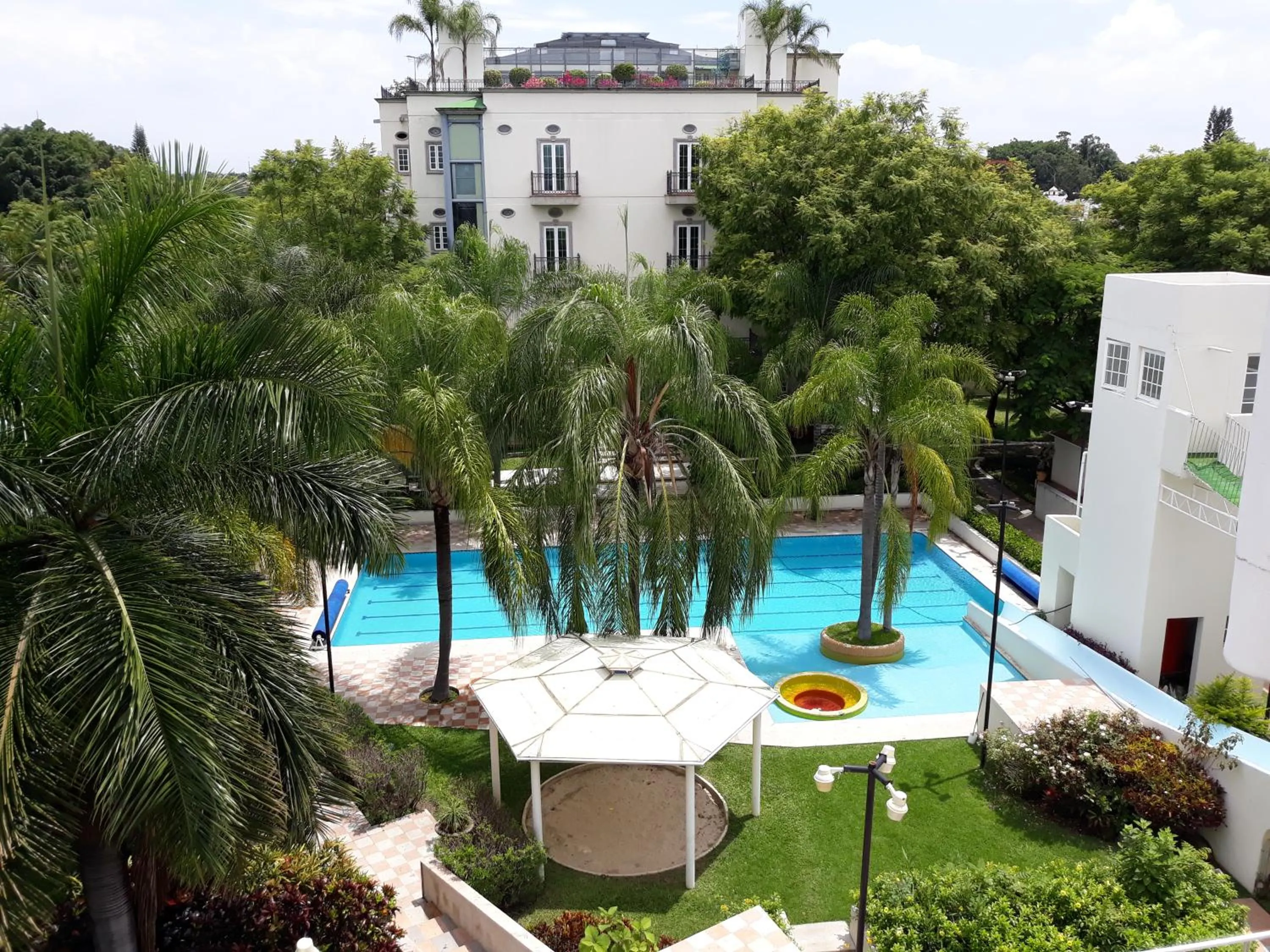 Pool view in The Lorian Club
