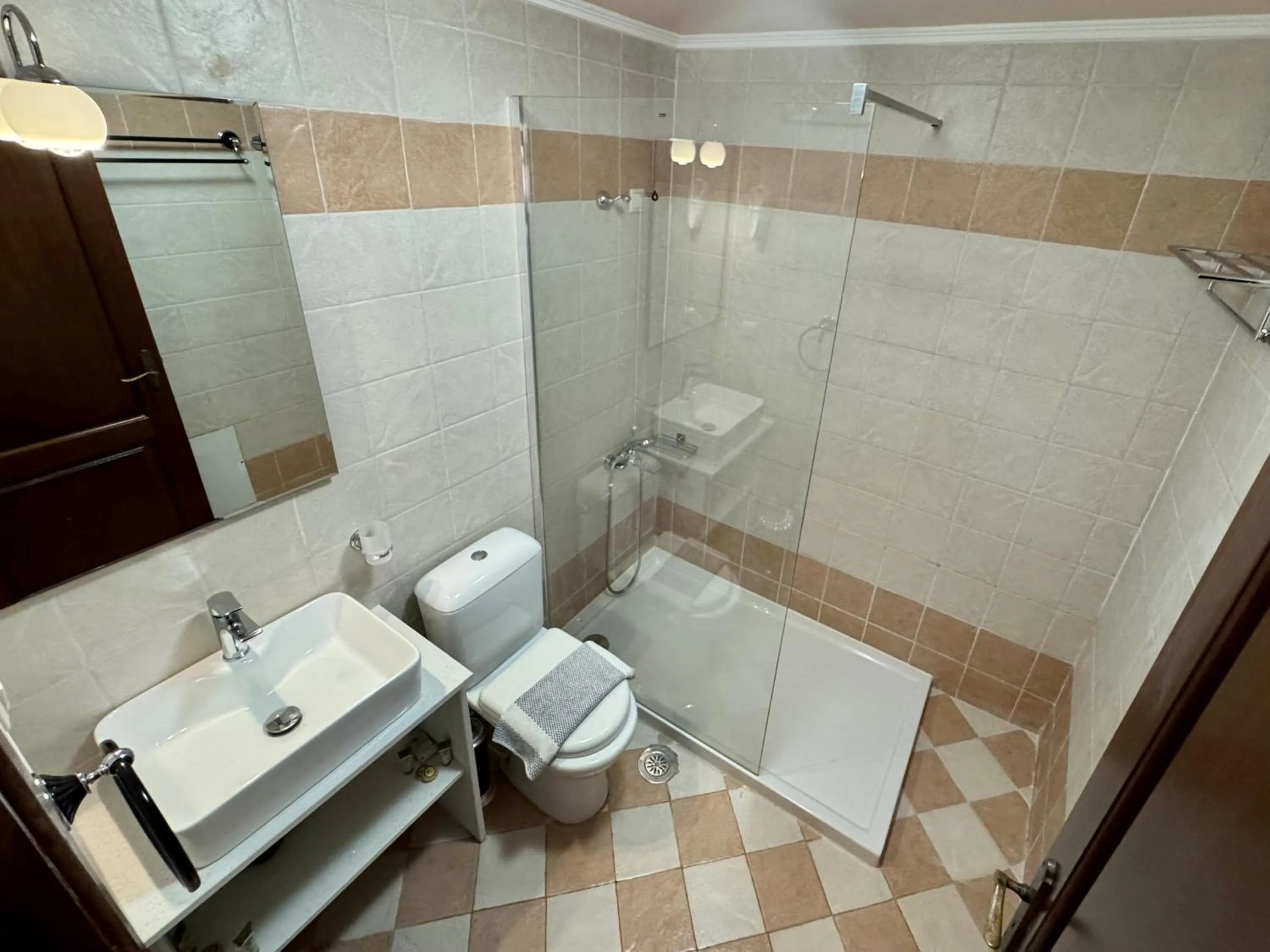 Bathroom in Archontiko Riziko