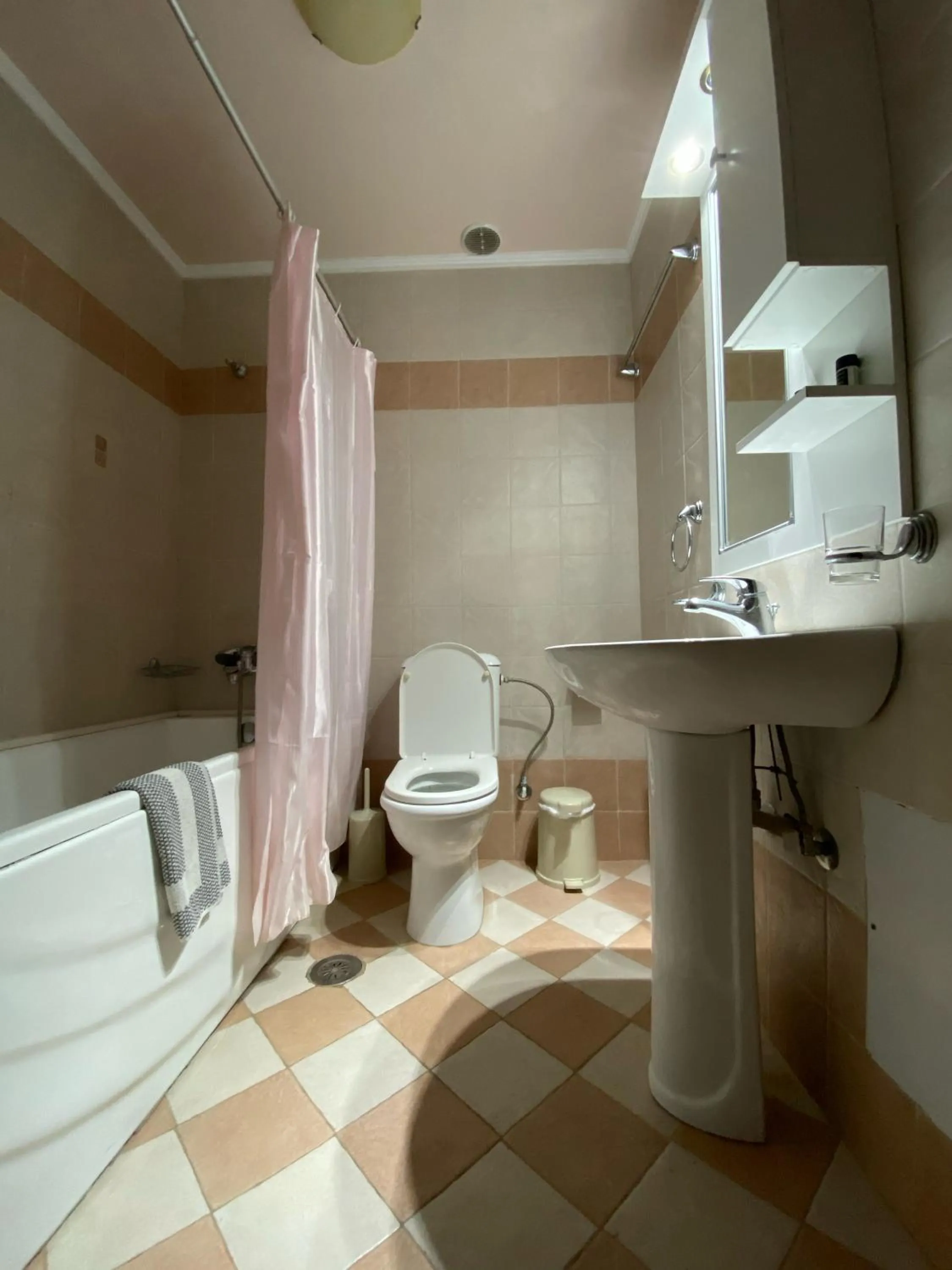Bathroom in Archontiko Riziko