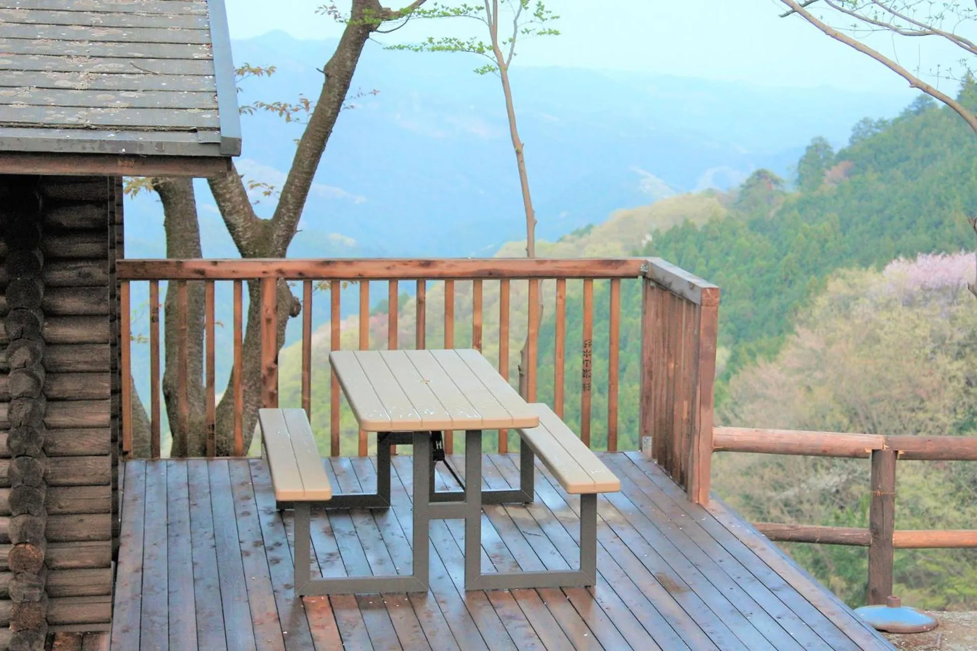 Shomarutoge Garden House