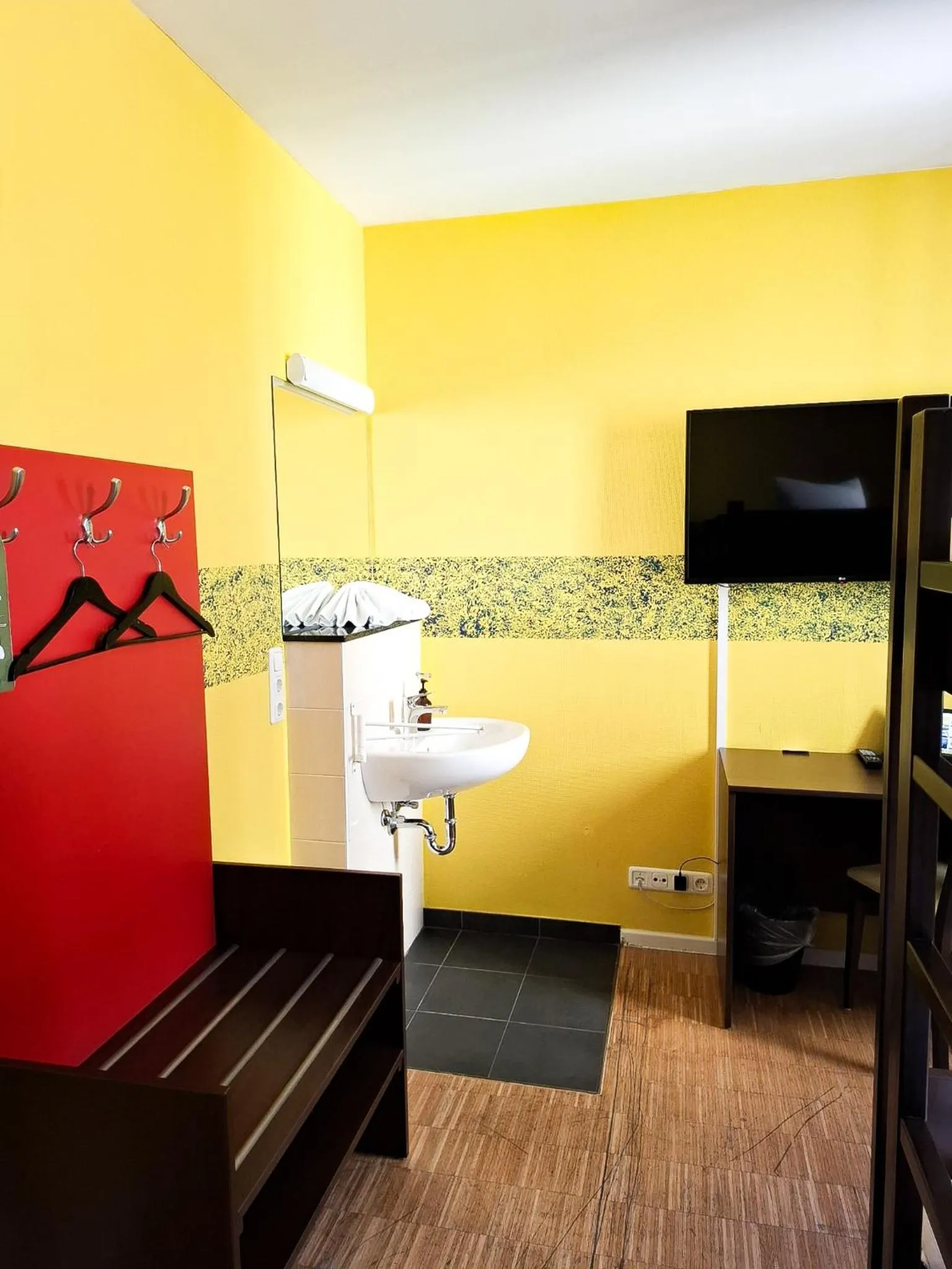 Photo of the whole room in HOLI City Apart Hotel Berlin