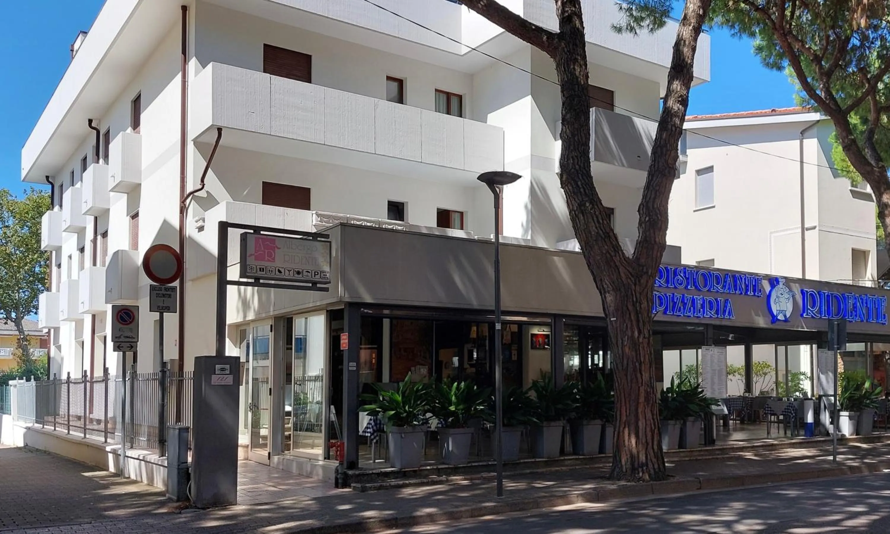 Property building in Albergo Ridente