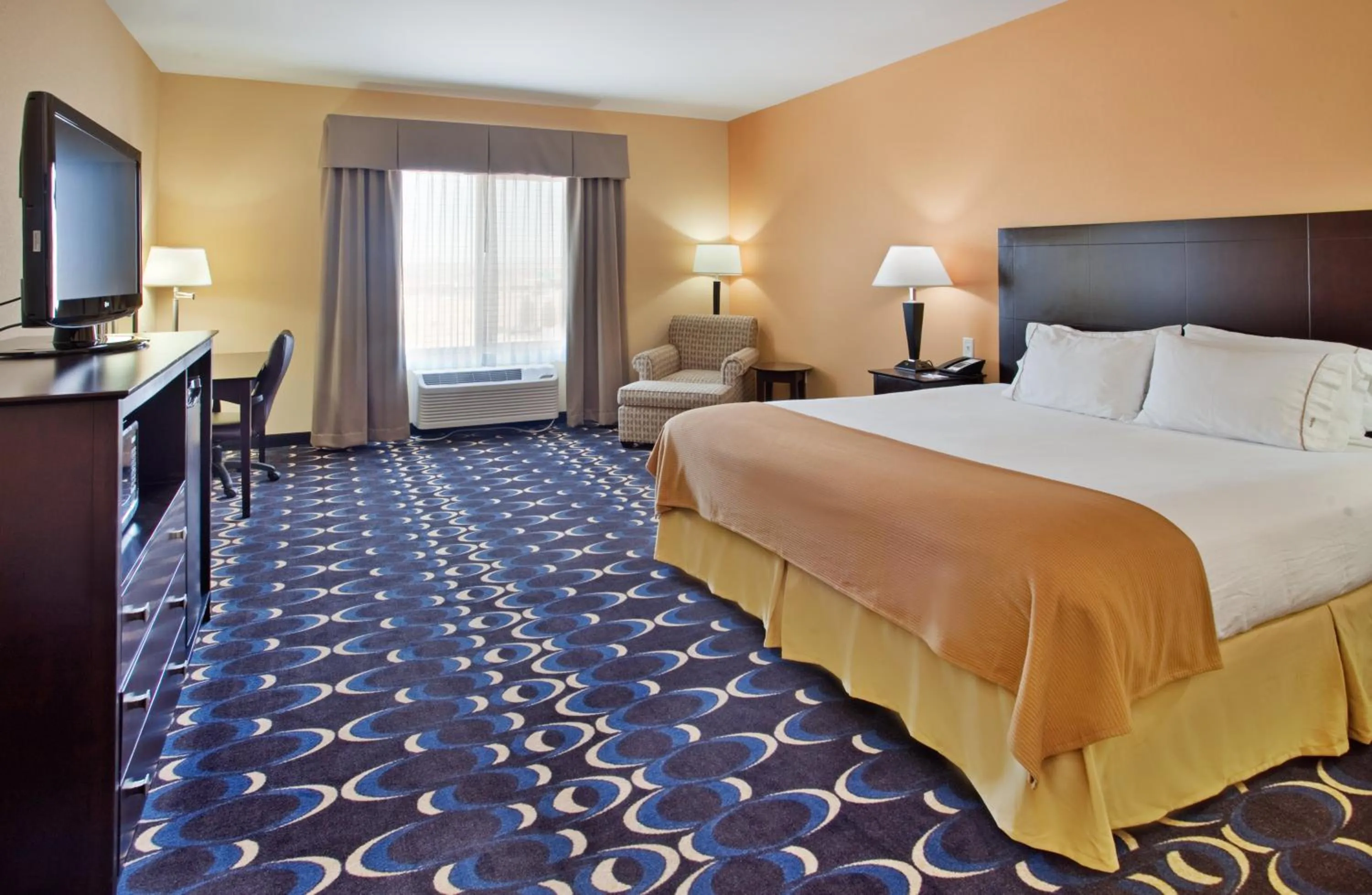 King Suite in Holiday Inn Express Las Cruces North, an IHG Hotel
