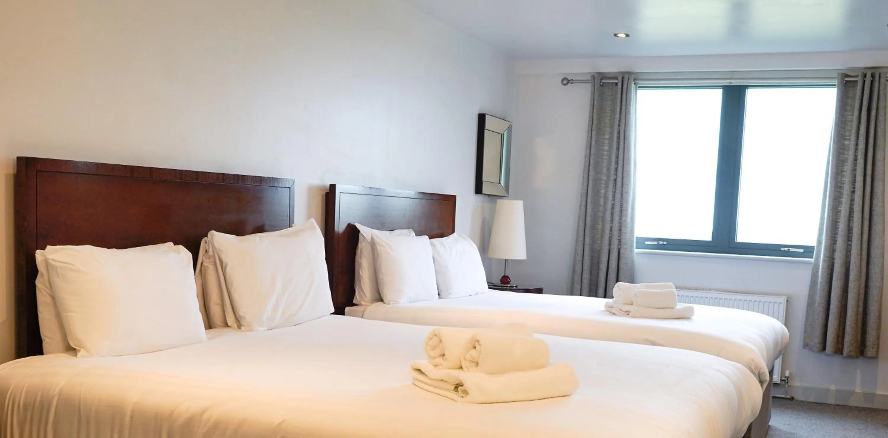 Bedroom, Bed in Lazaat Hotel