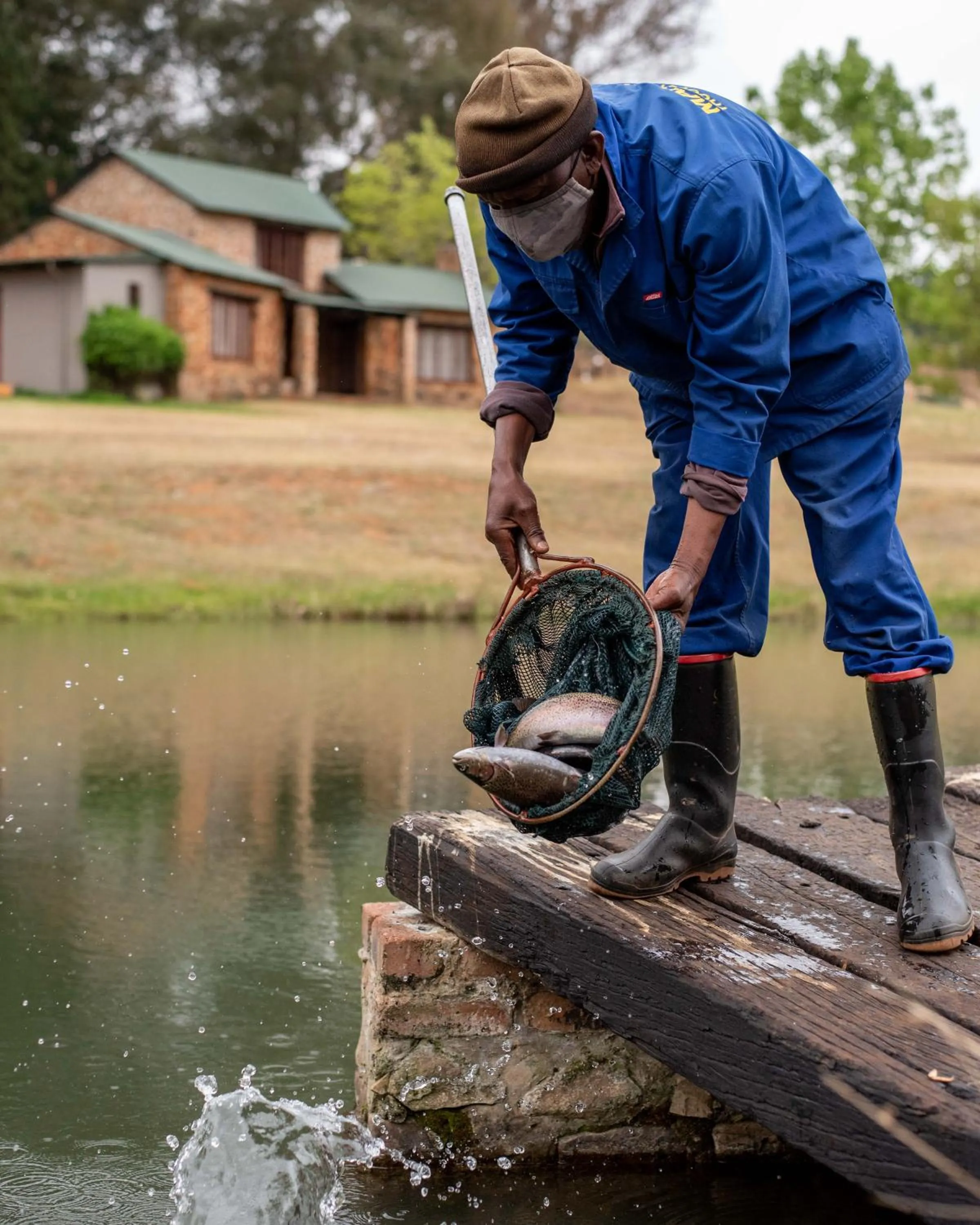 Fishing in Stonecutters Lodge