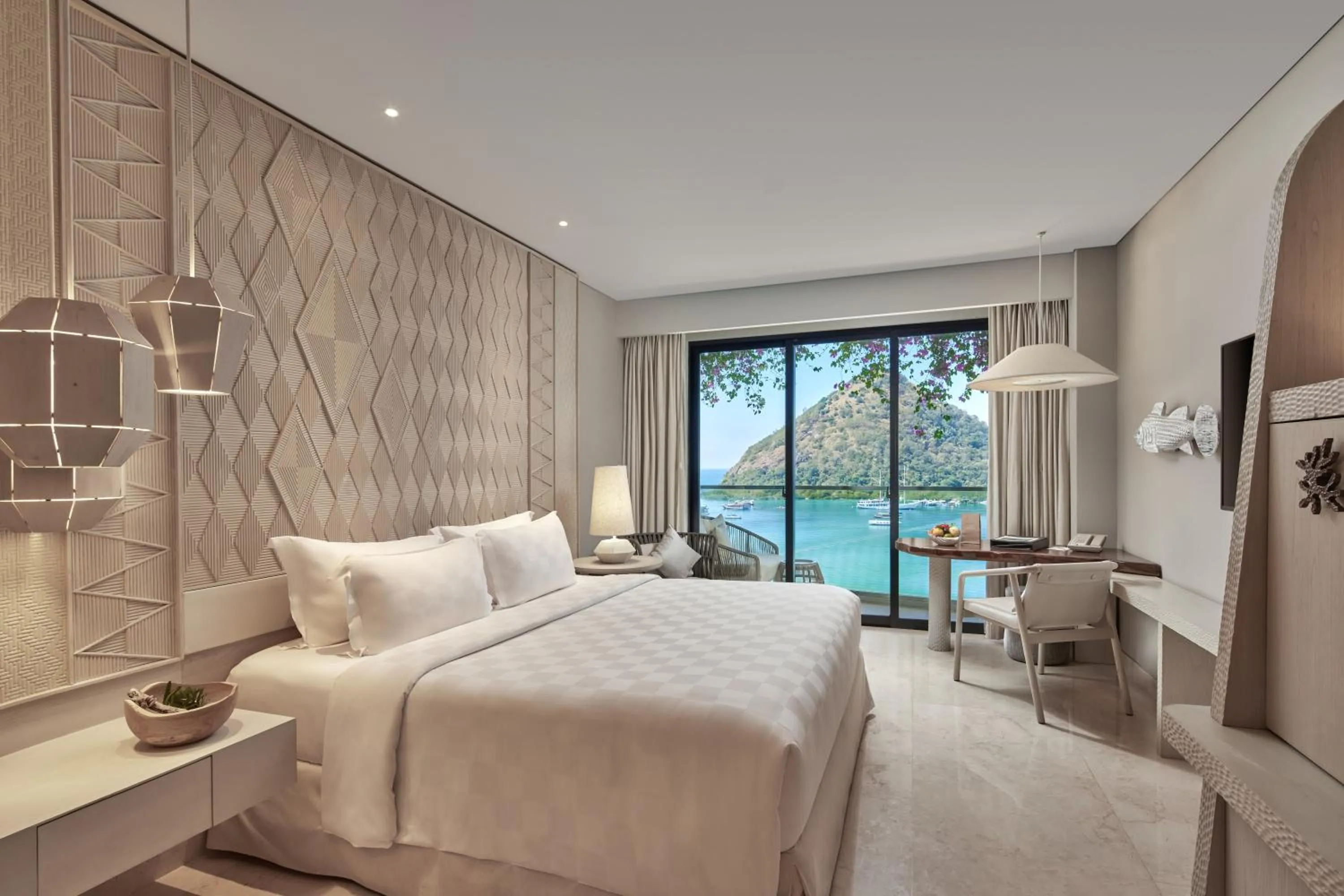 Bedroom, Bed in AYANA Komodo Waecicu Beach