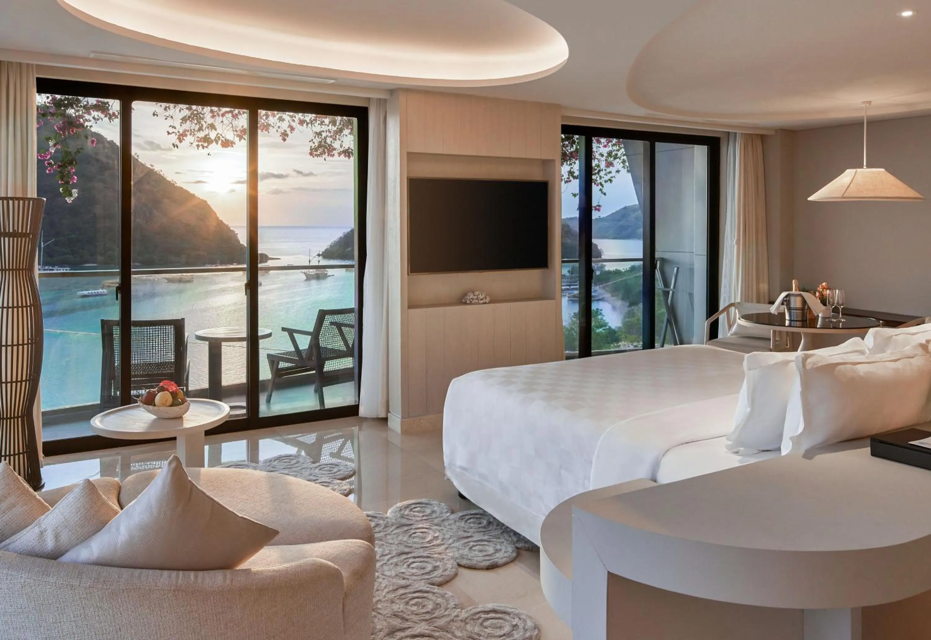 View (from property/room), Bed in AYANA Komodo Waecicu Beach