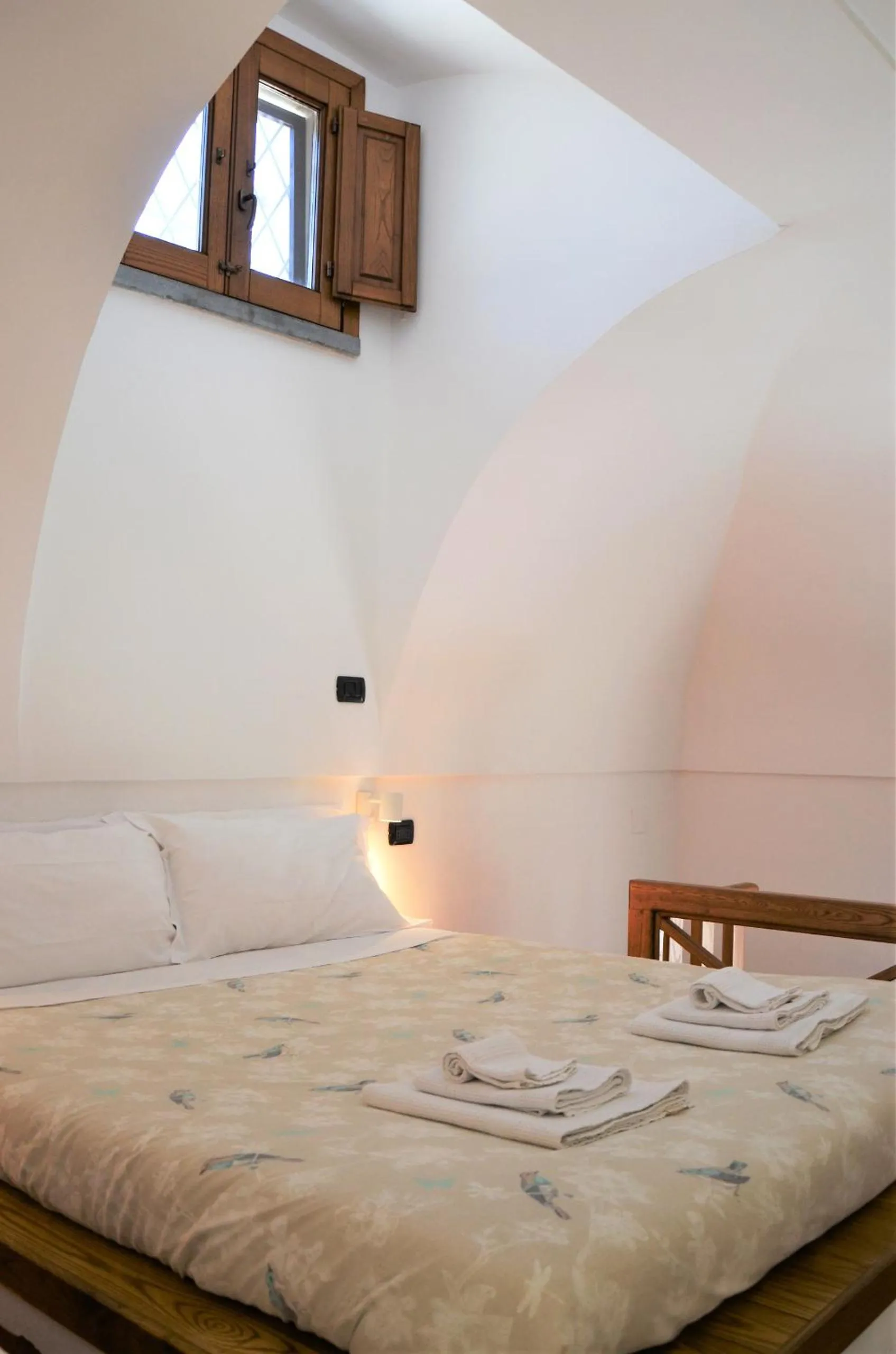 Bedroom, Bed in L'Antico Episcopio
