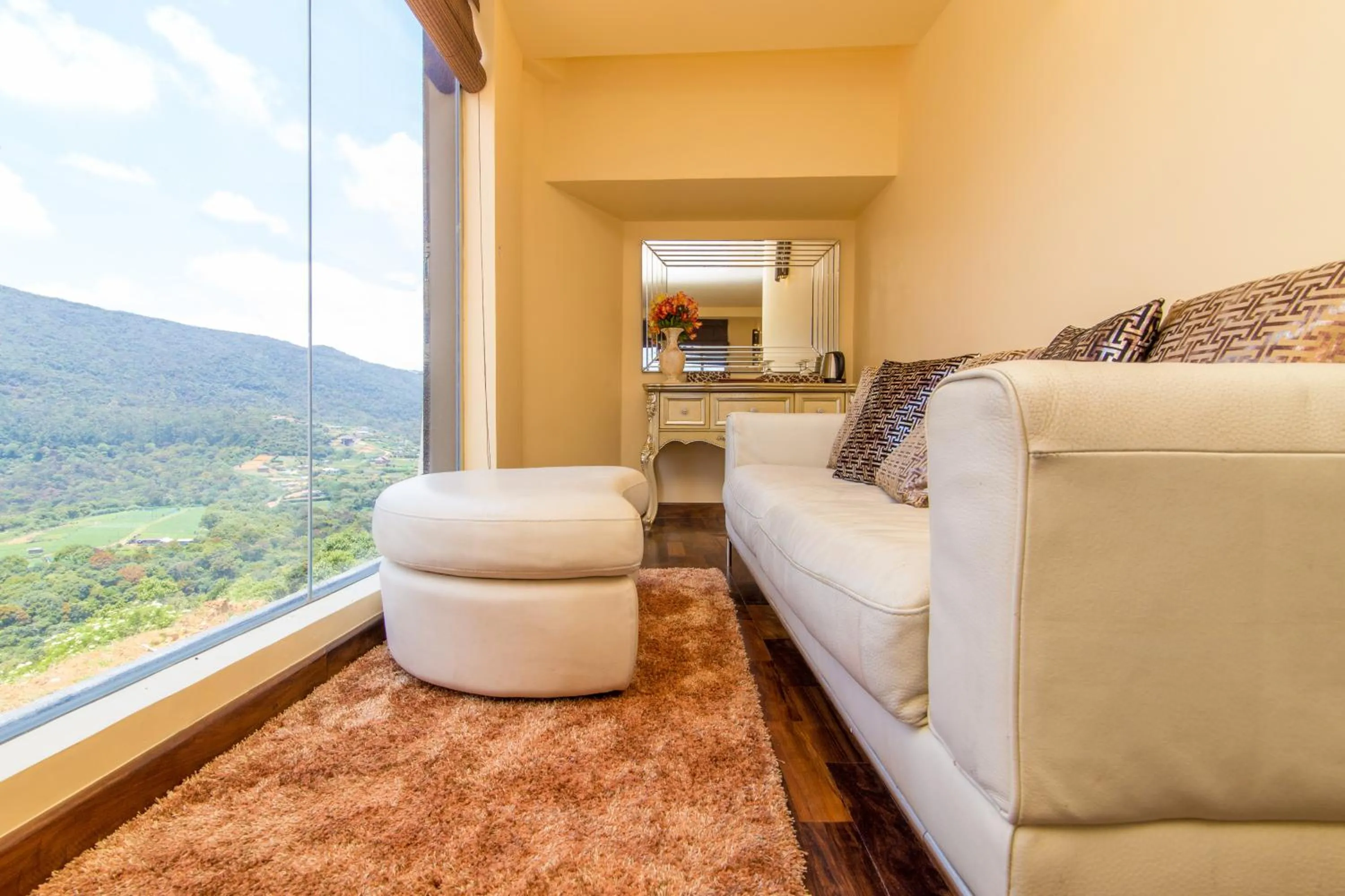 Living room in The Forest and Lake by Schofieldshire