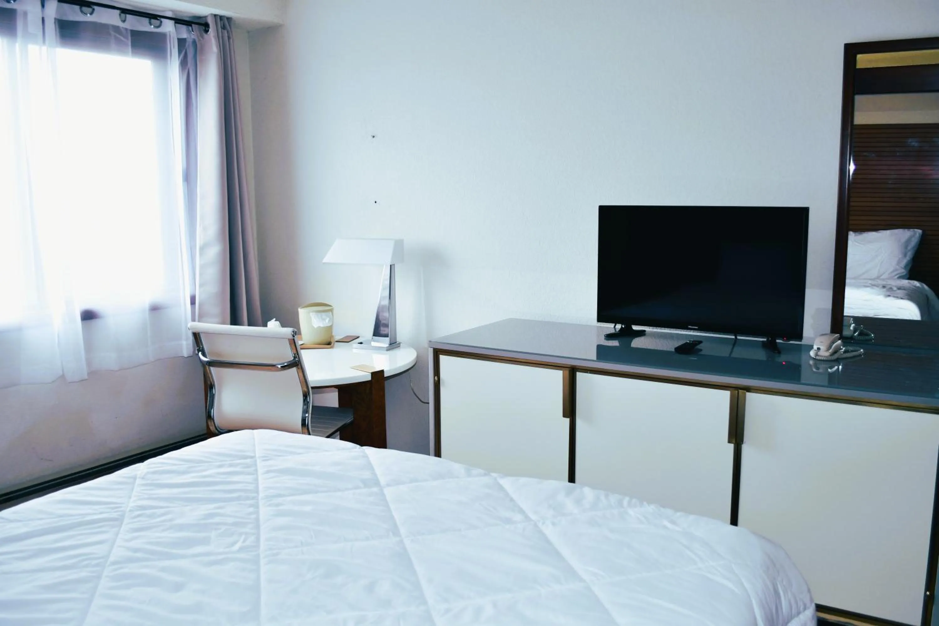 Bedroom, Bed in American Motel Waseca