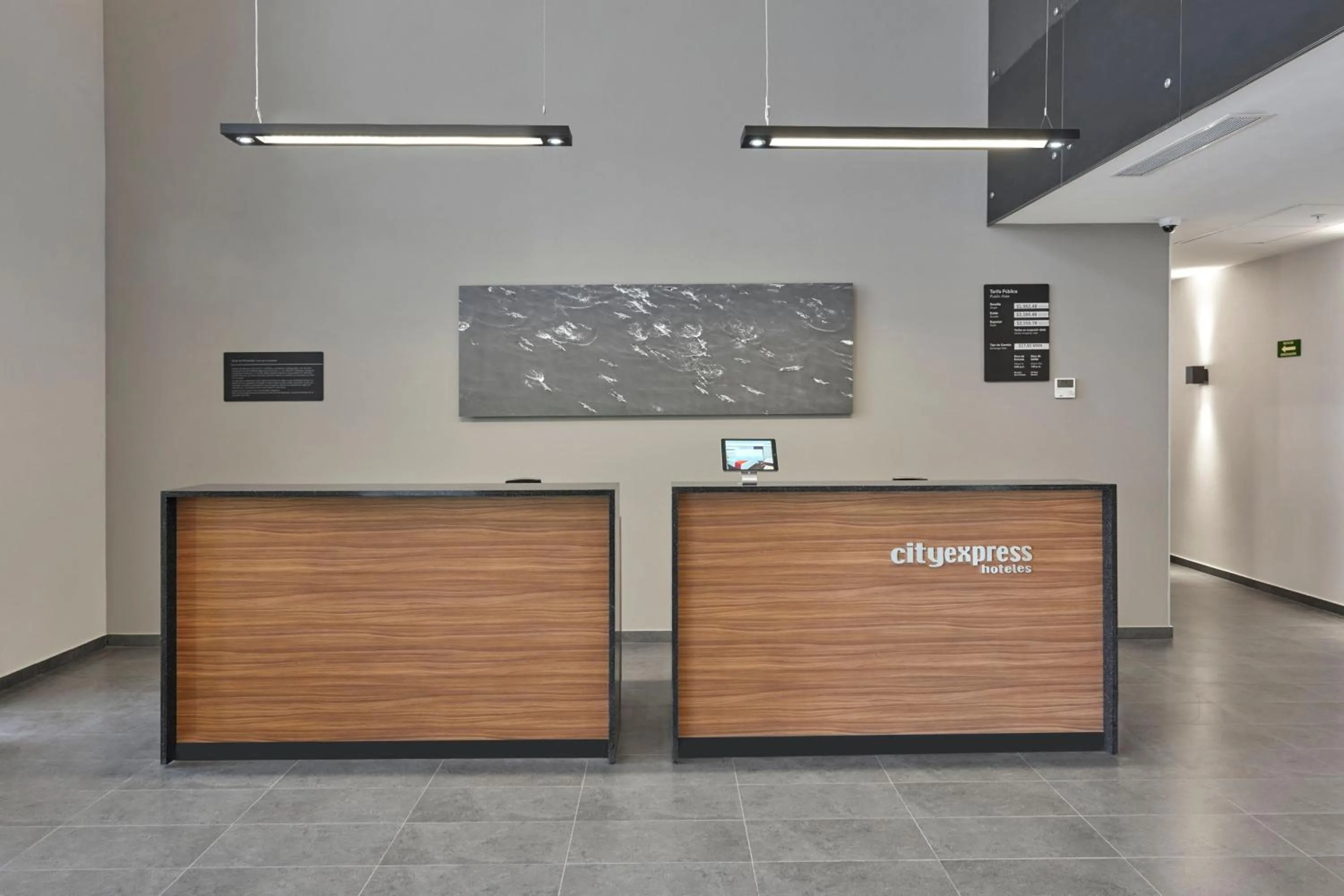 Lobby or reception in City Express by Marriott Puebla FINSA