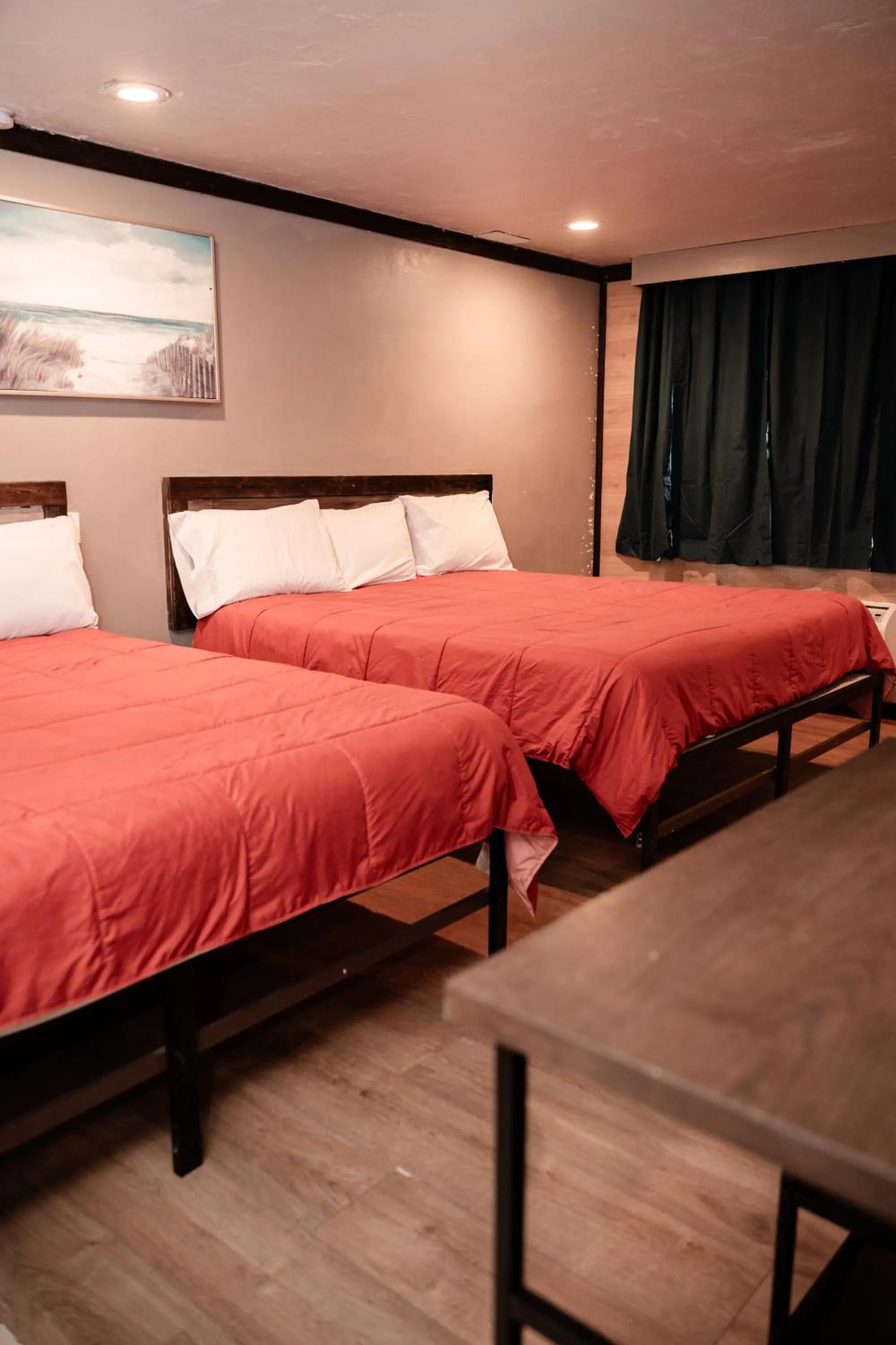 Bed in Provo Inn & Suites