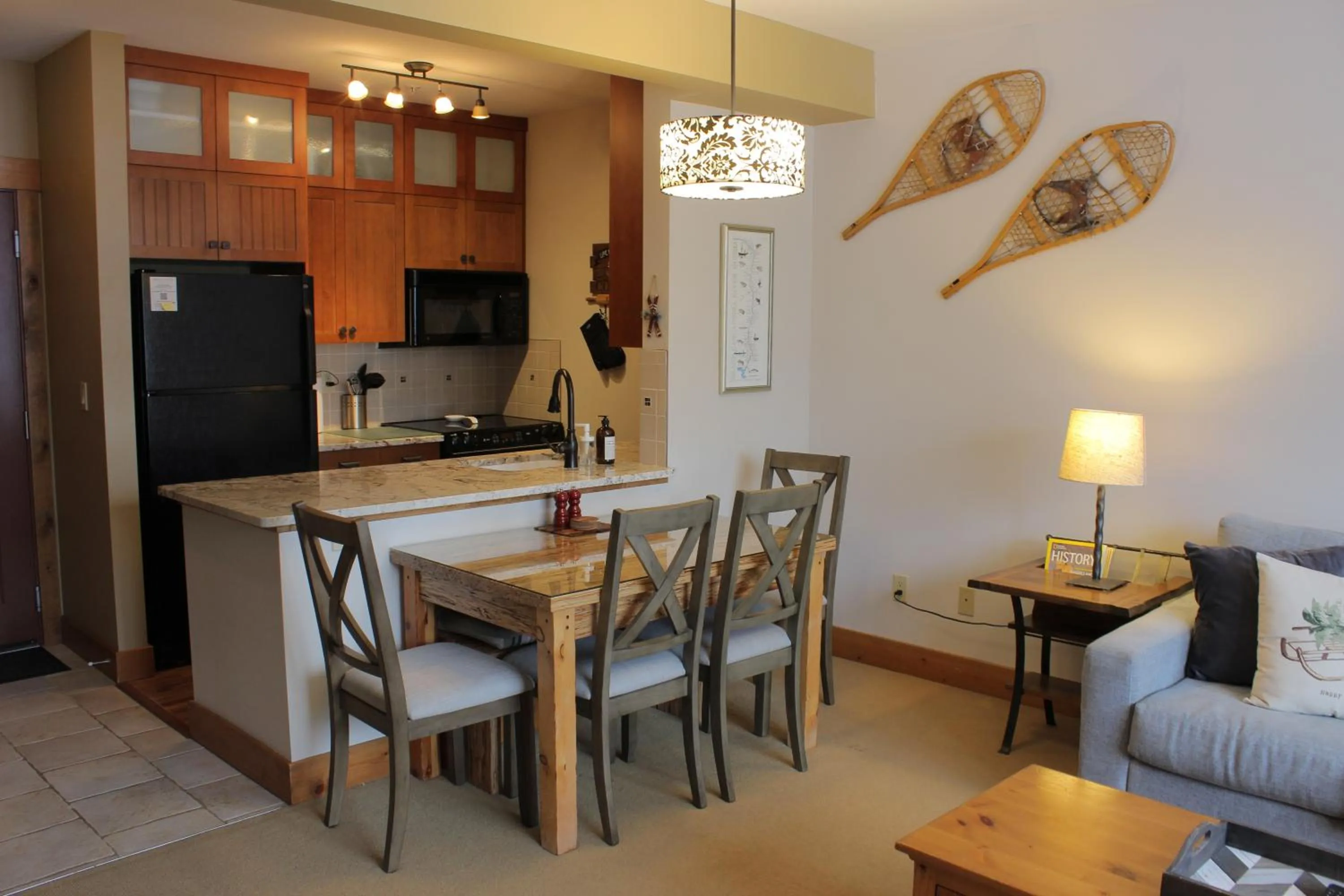 Timberline Lodges by Fernie Lodging Co