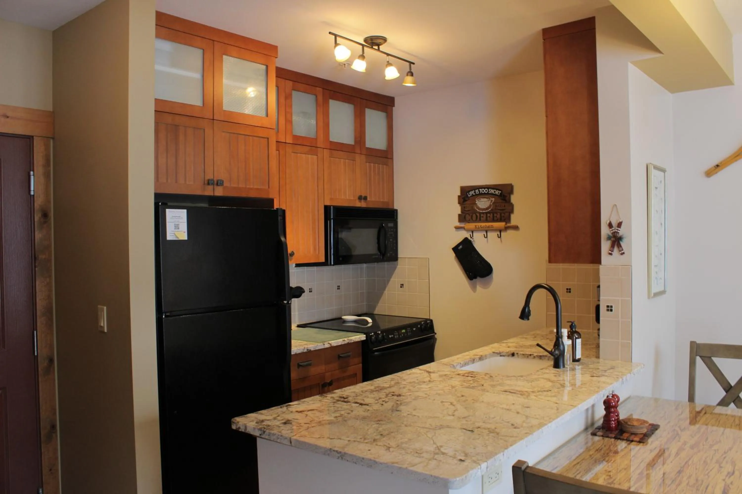 Timberline Lodges by Fernie Lodging Co