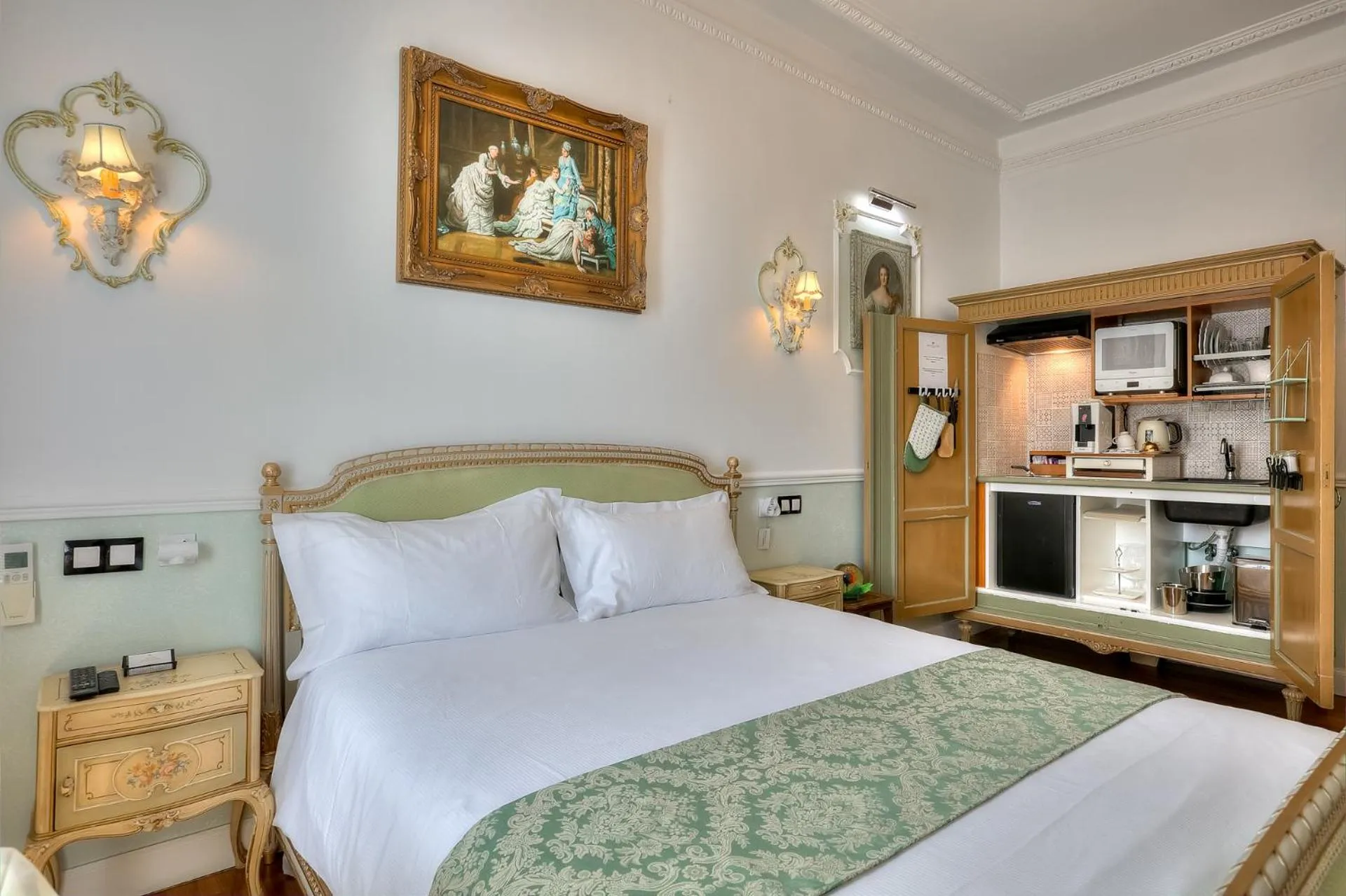 ABA LUXURY B E B Nice