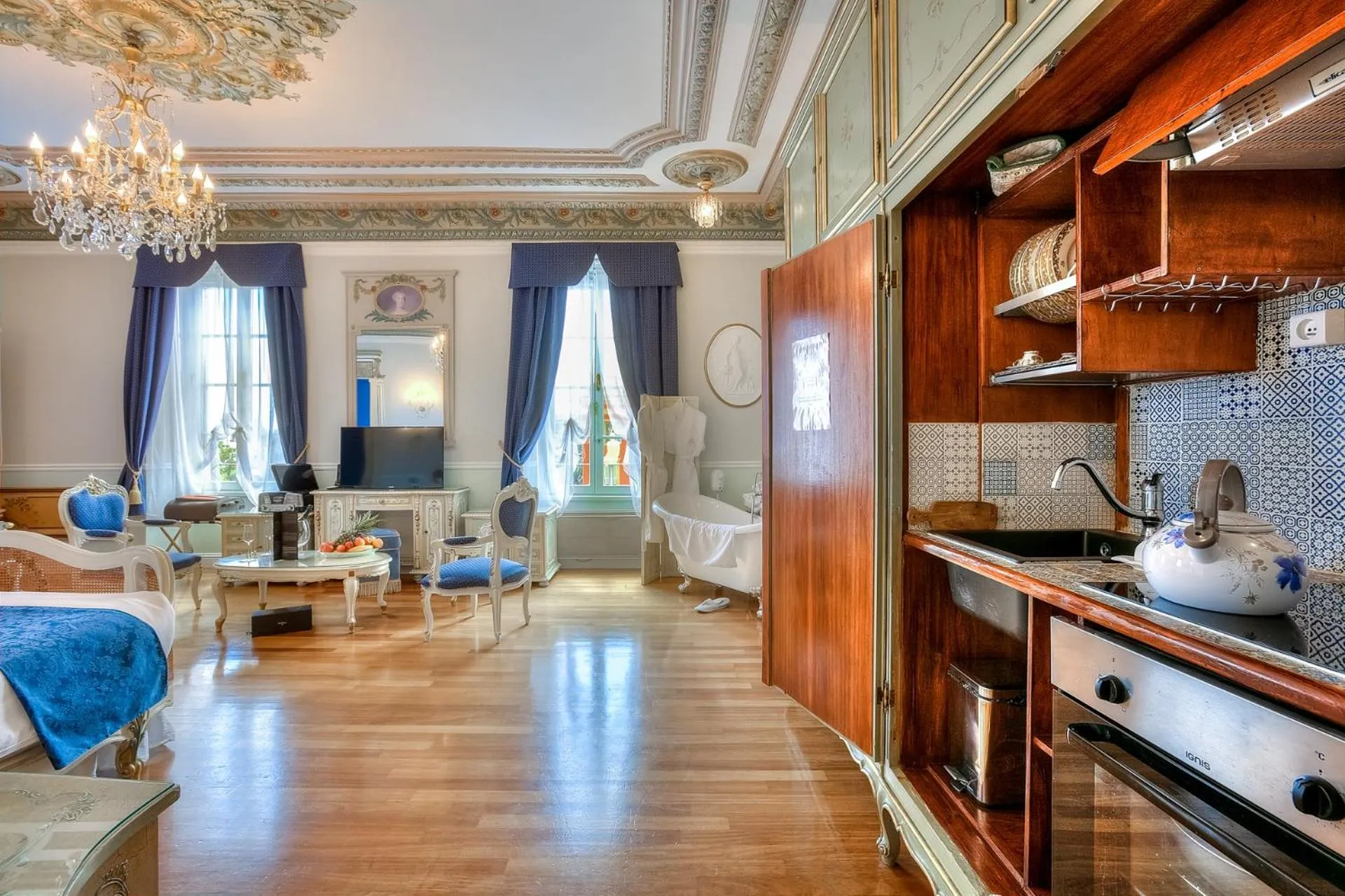 ABA LUXURY B E B Nice