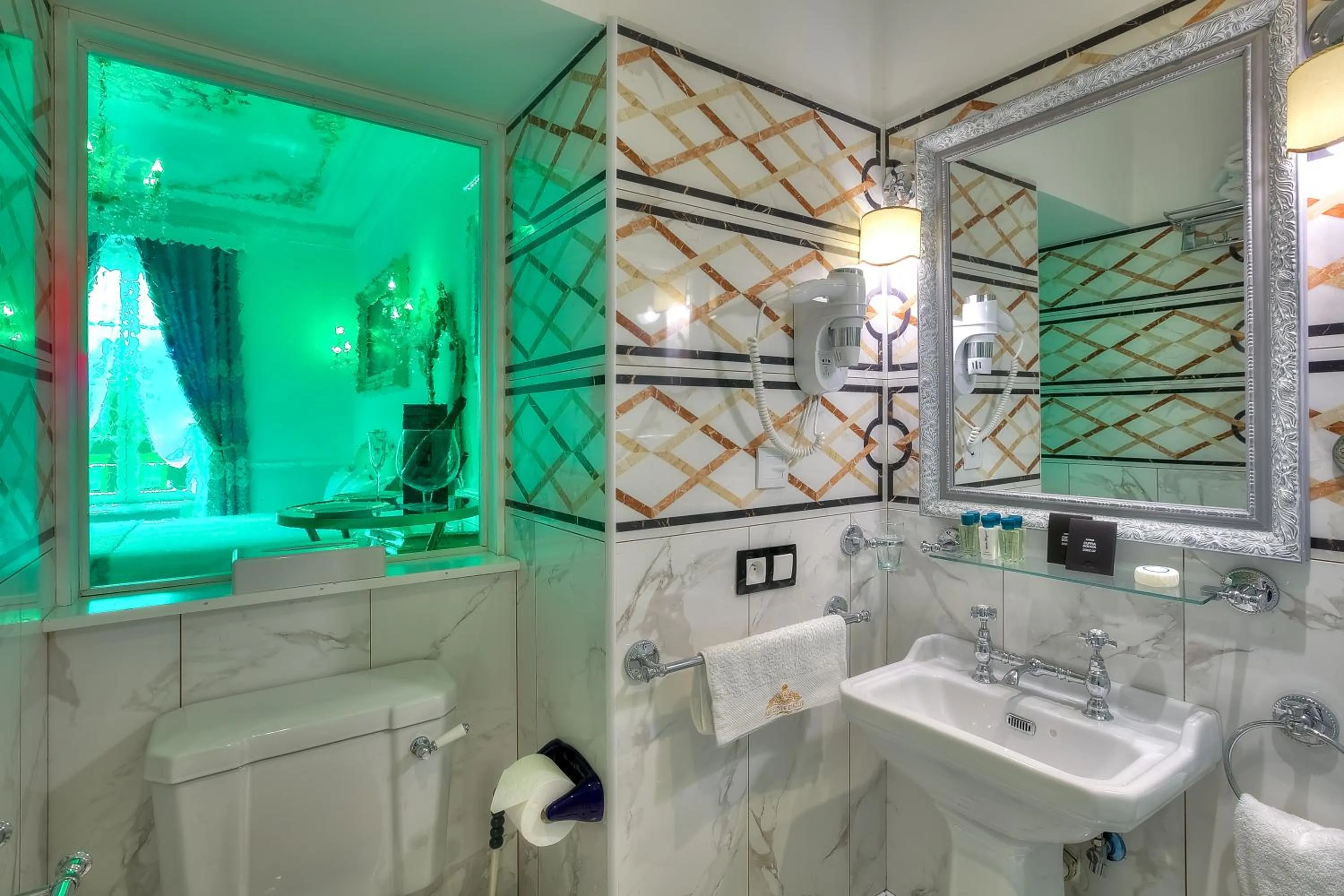 ABA LUXURY B E B Nice