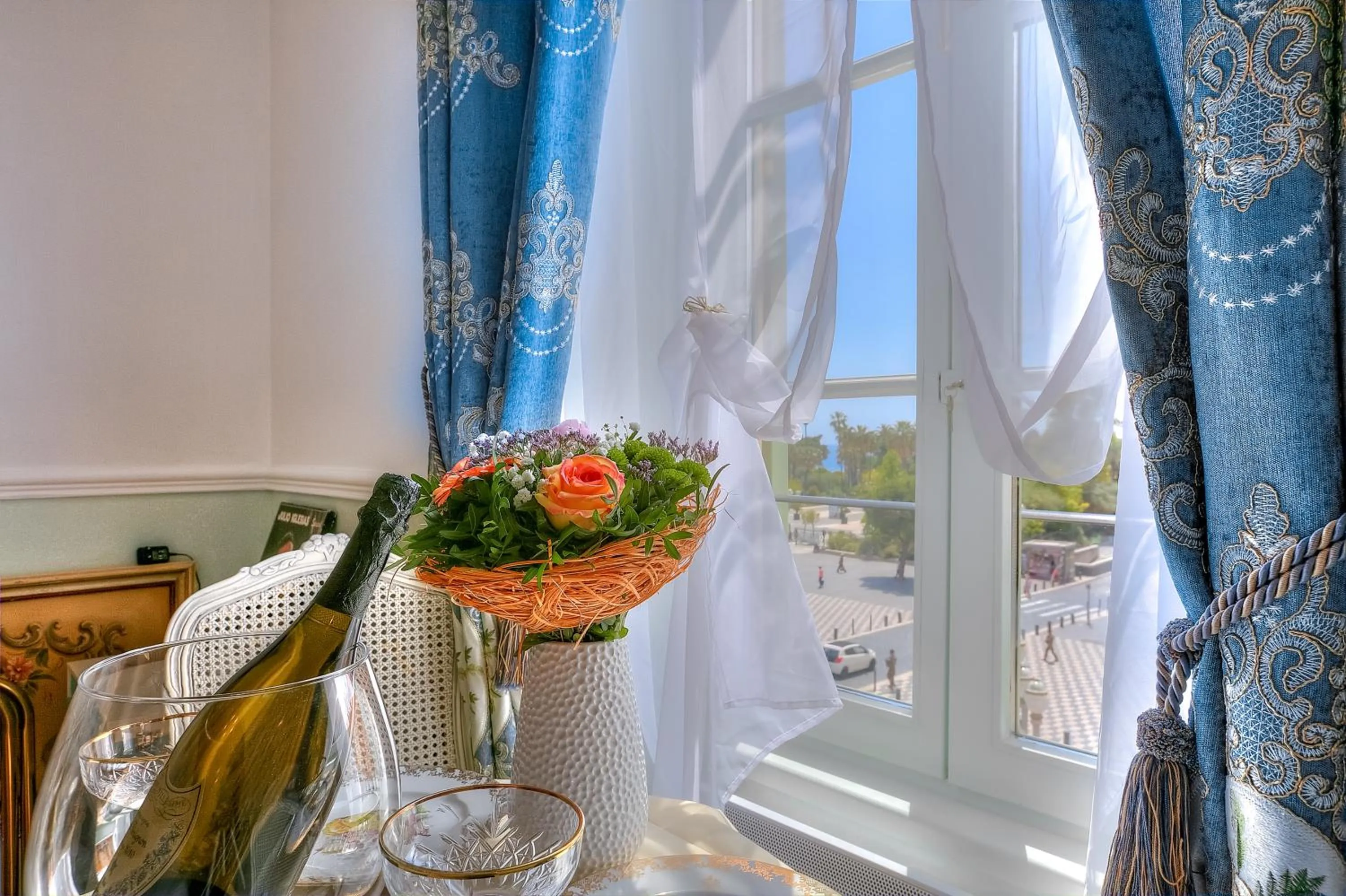 ABA LUXURY B E B Nice