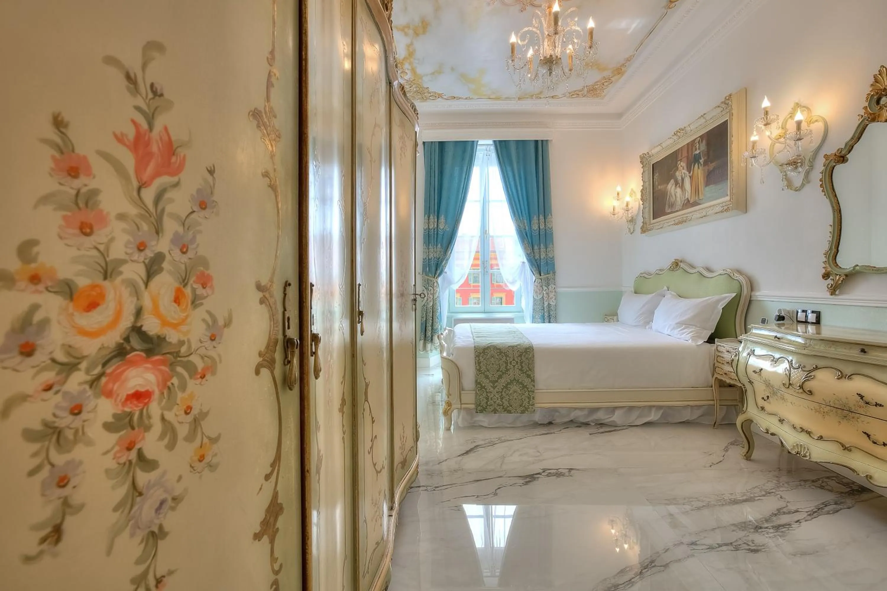 ABA LUXURY B E B Nice