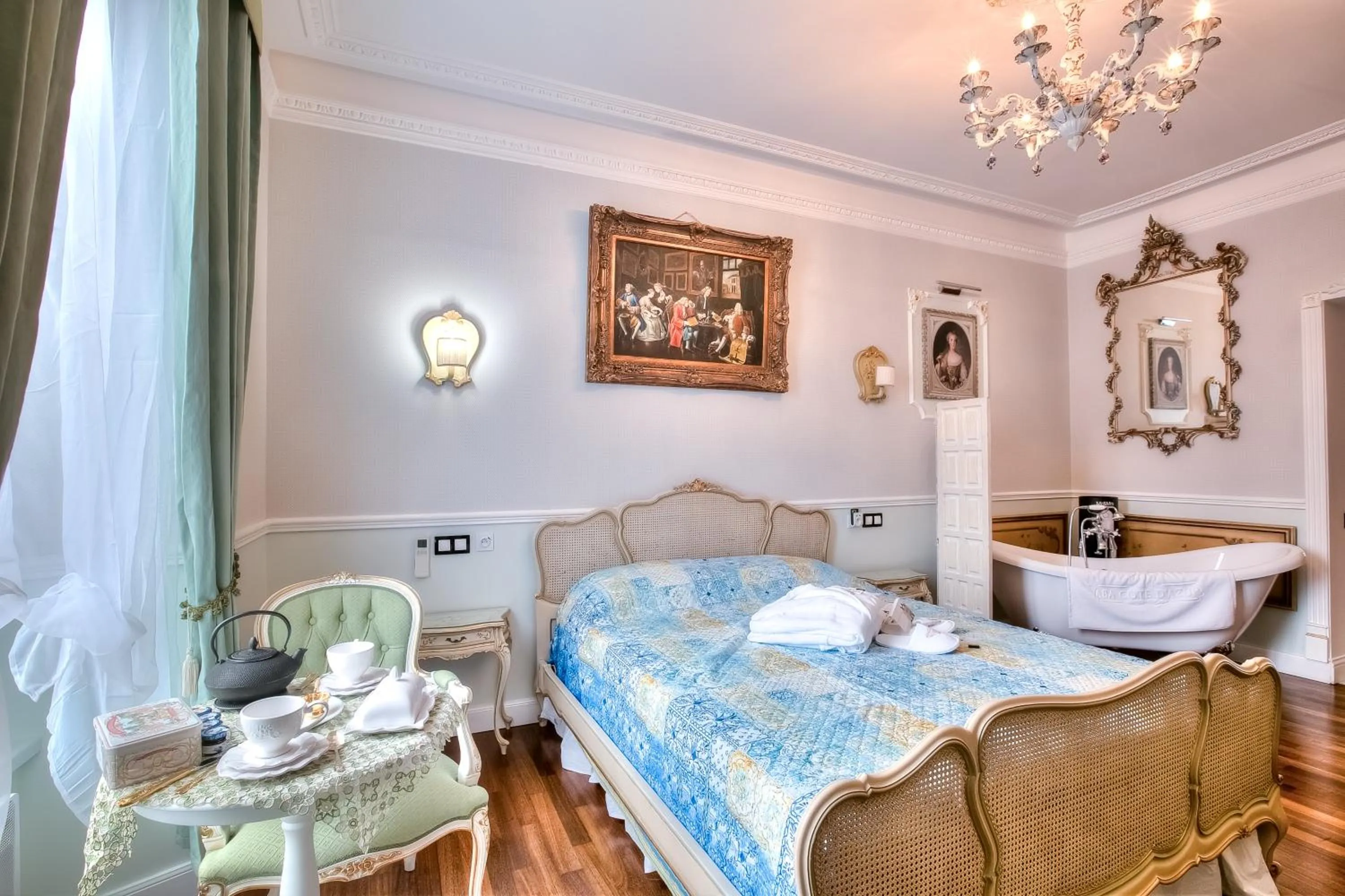 ABA LUXURY B E B Nice