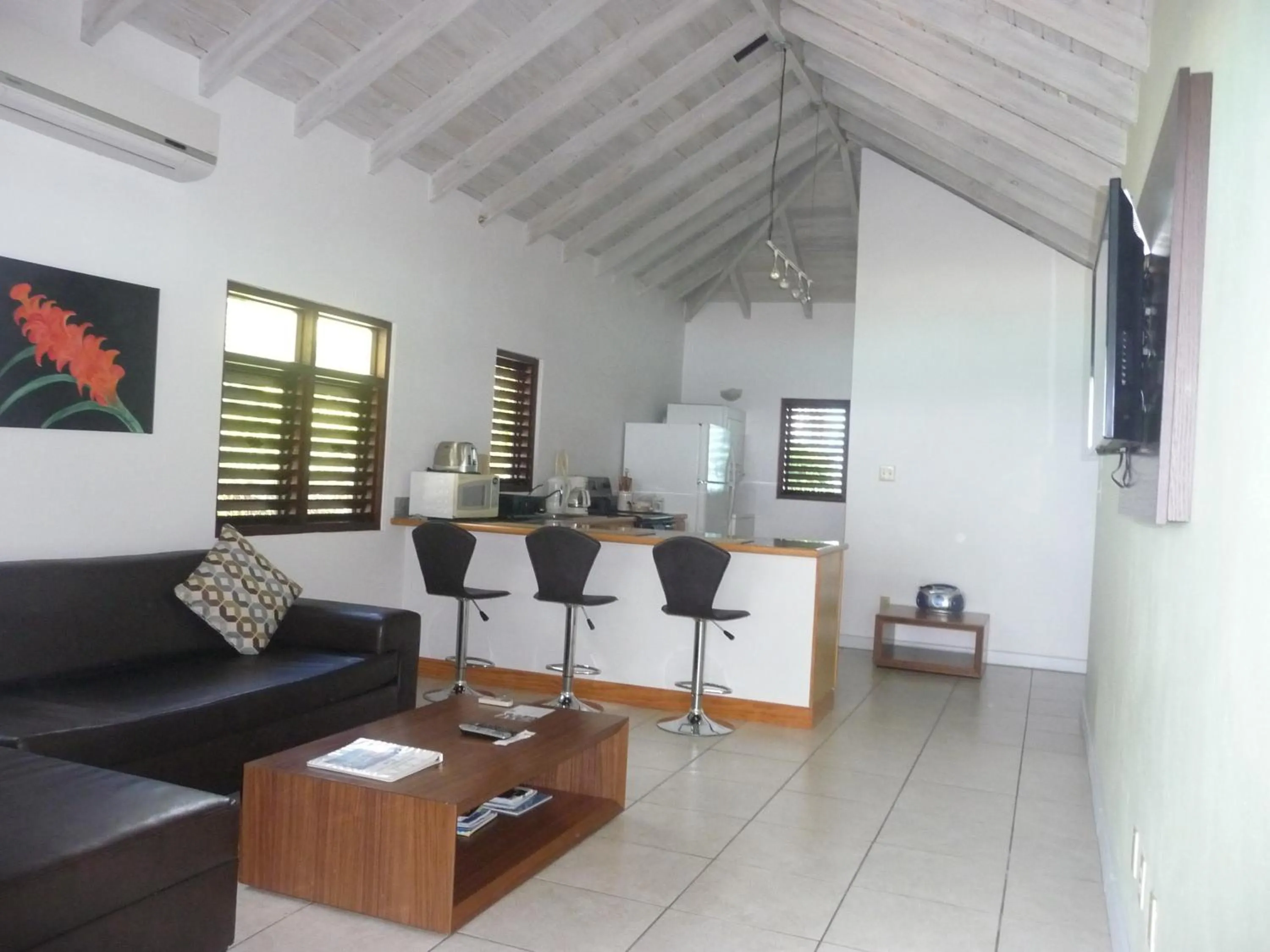 Living room in Buccaneer Beach Club