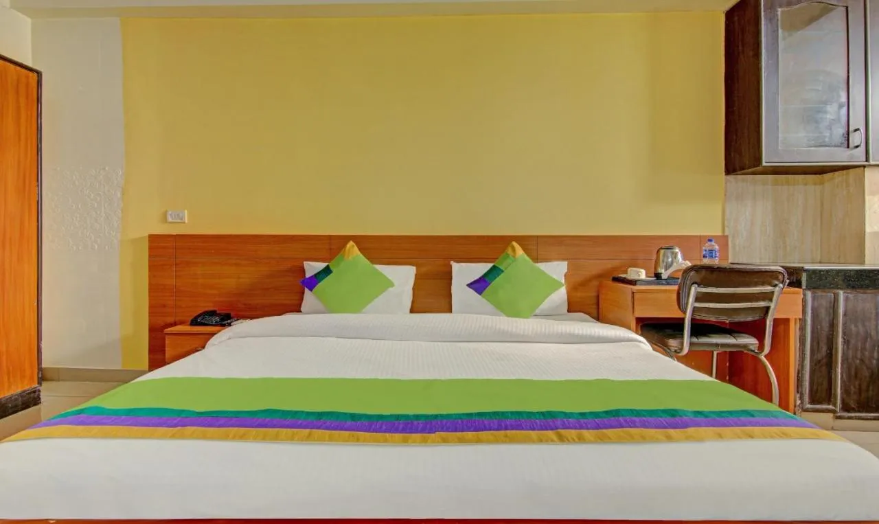 Bed in Hotel TMS Residency