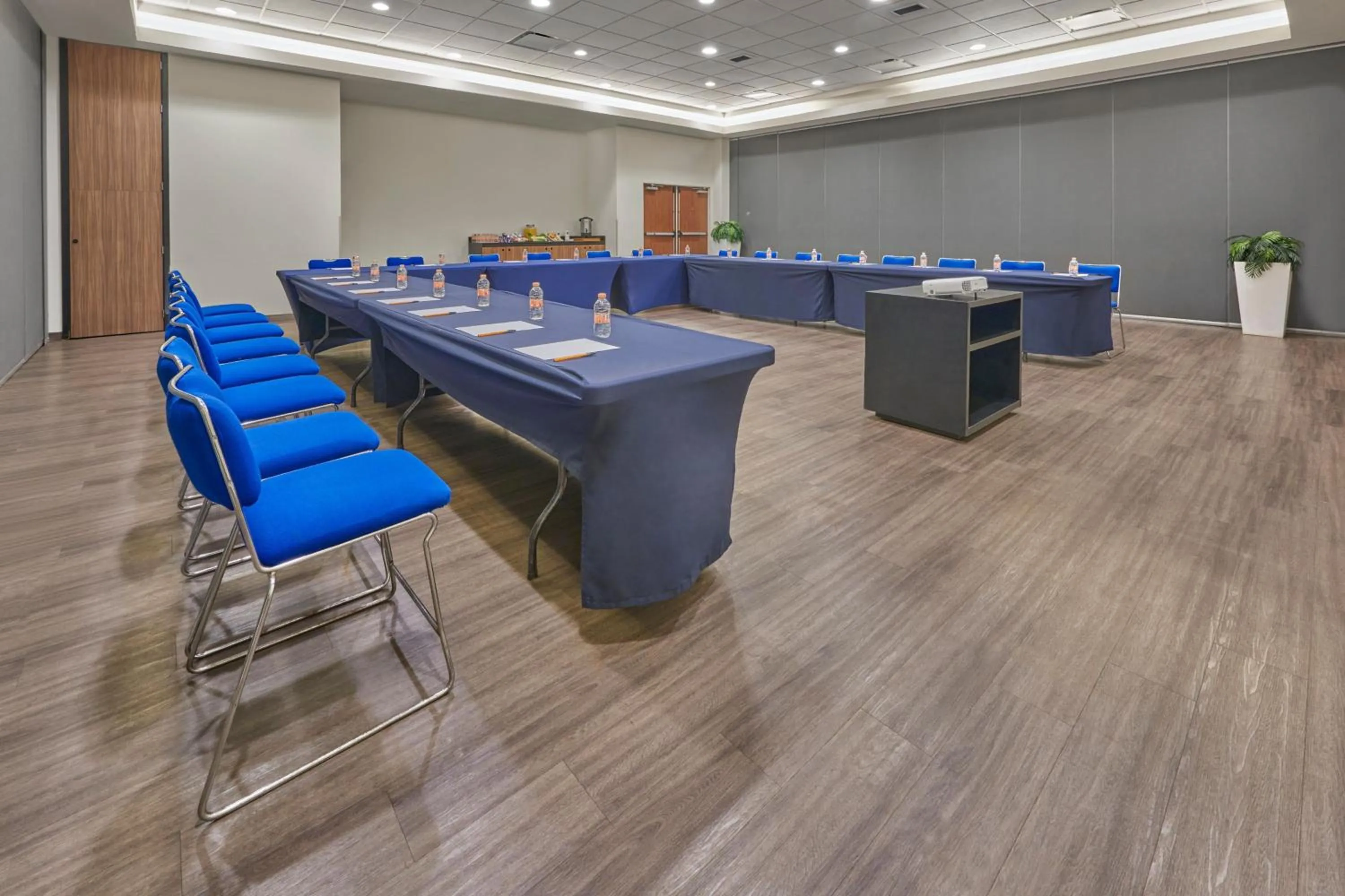 Meeting/conference room in City Express by Marriott Playa del Carmen