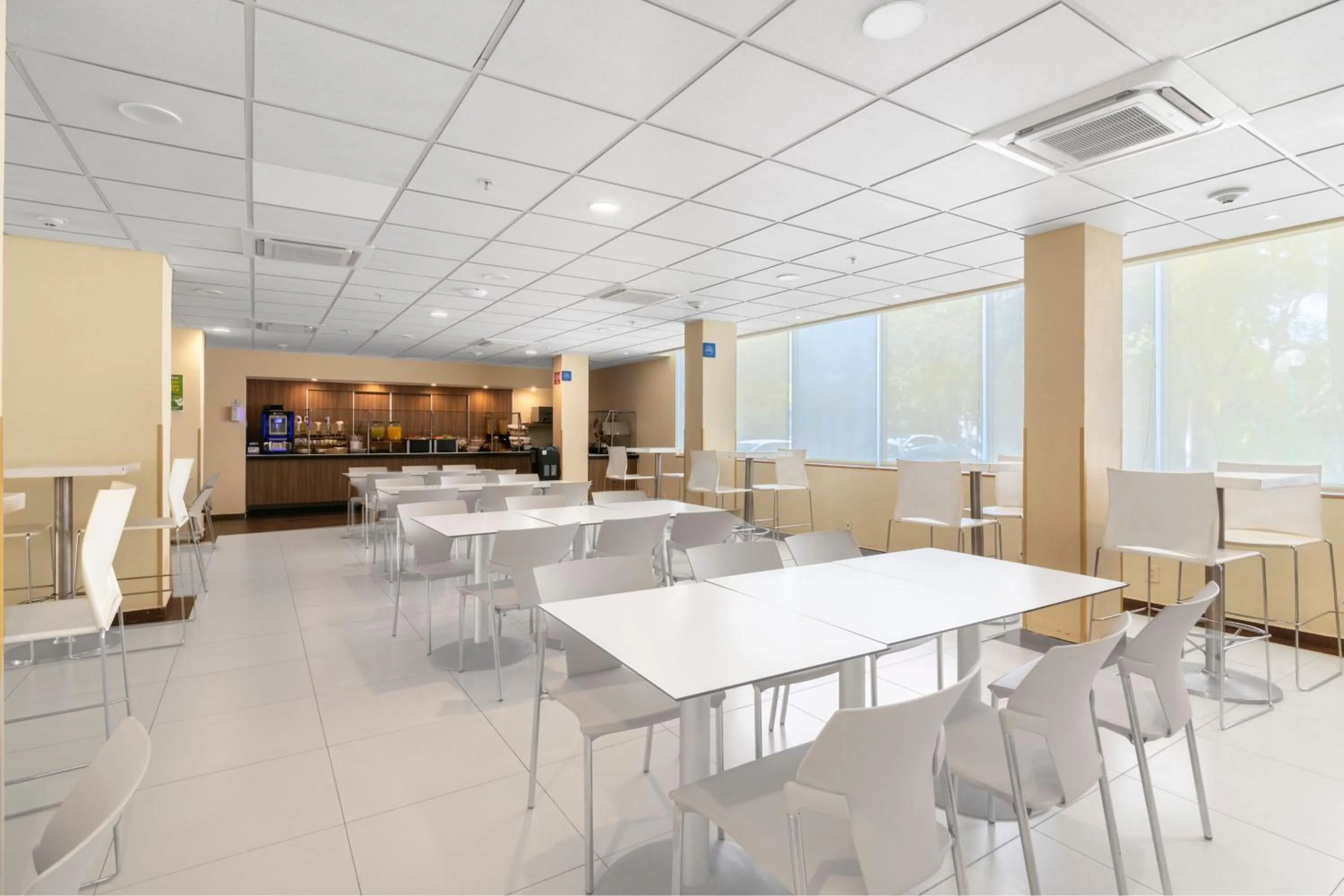 Breakfast in City Express by Marriott Playa del Carmen