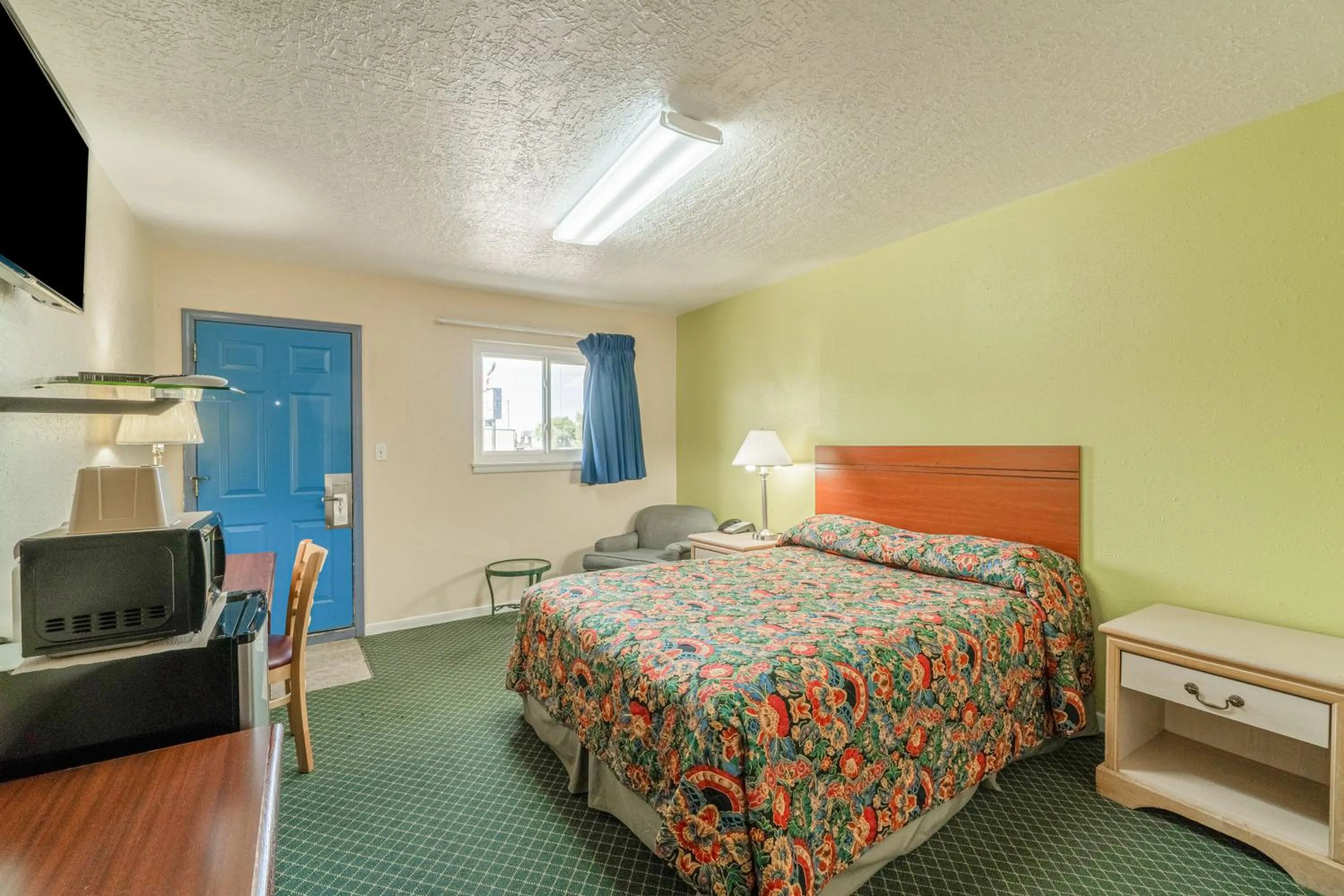 Bedroom, Bed in Hotel O Longhorn Boise City OK